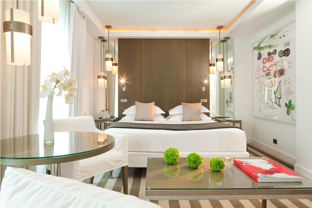 Rome Hotel Parigi