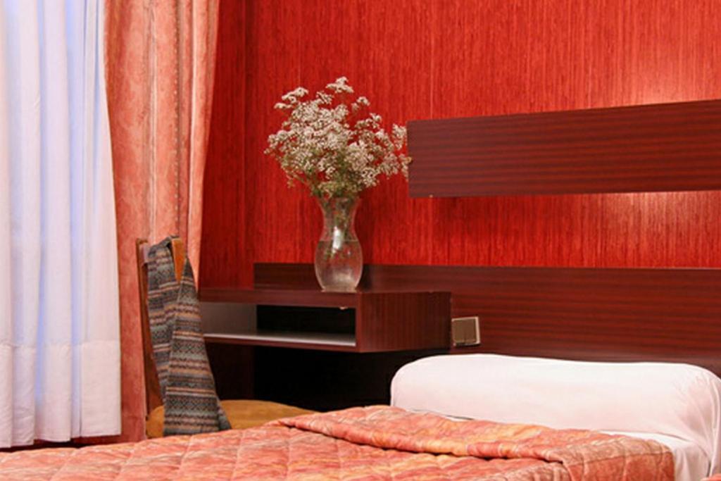 Hotel Camelia International