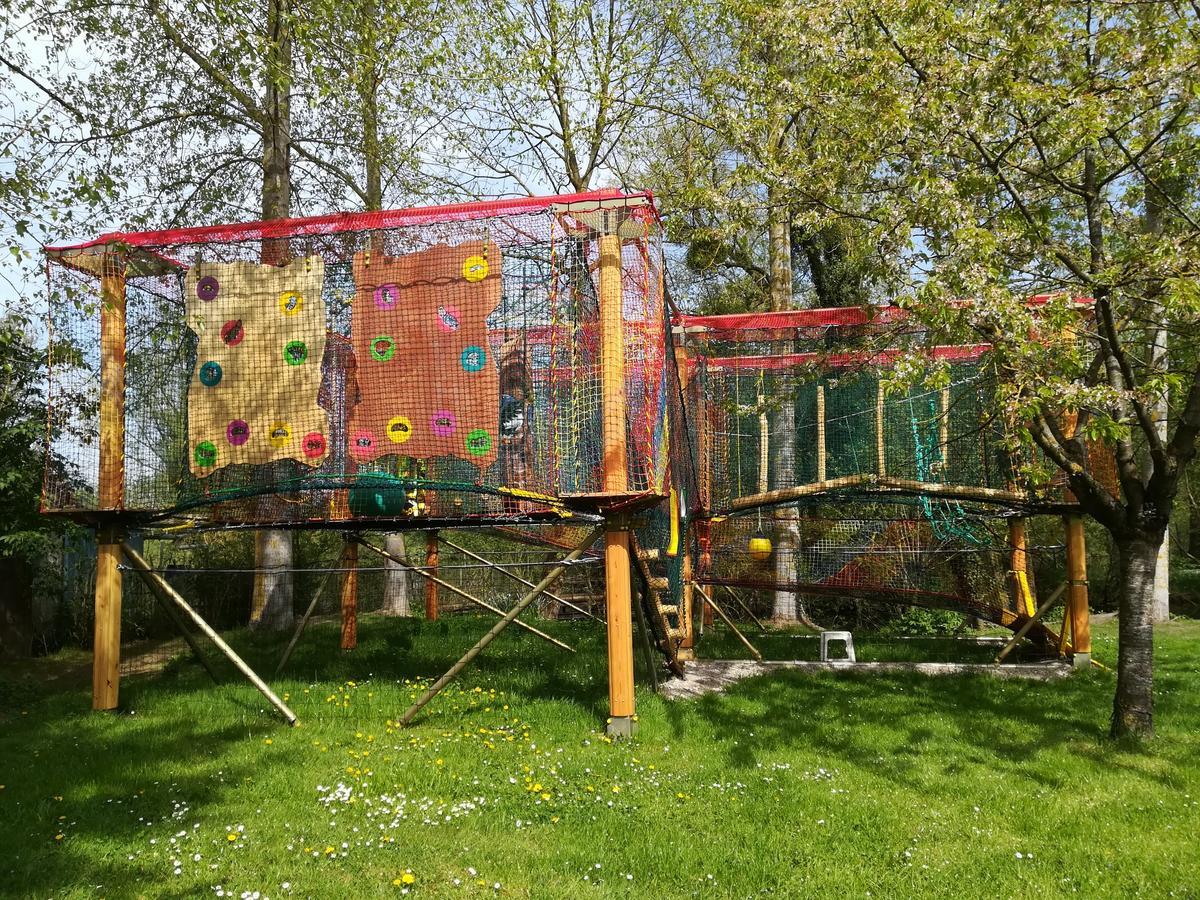 Campeggio Camping Du Vivier Aux Carpes
