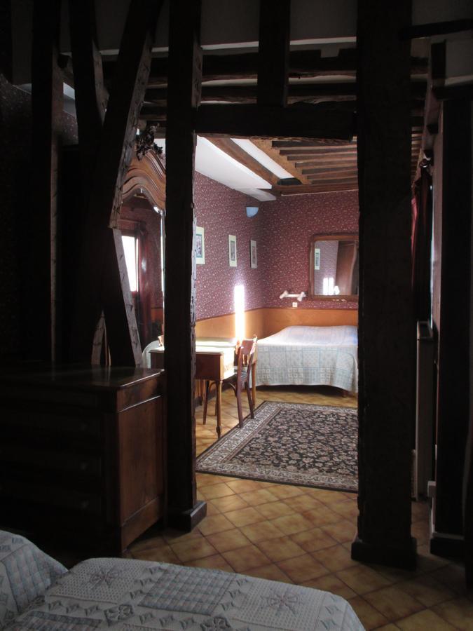 Stella Hotel *