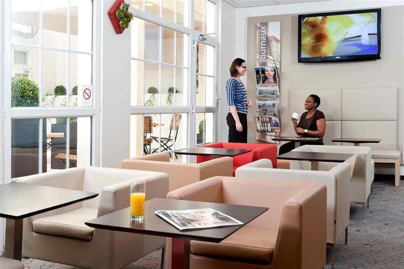 Ibis Ornano Montmartre Nord 18eme 3*
