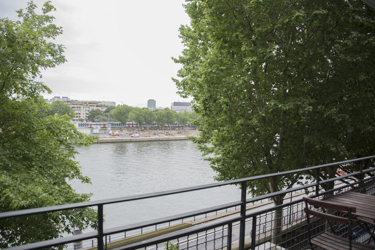 Veeve - By The Riverbank Parigi