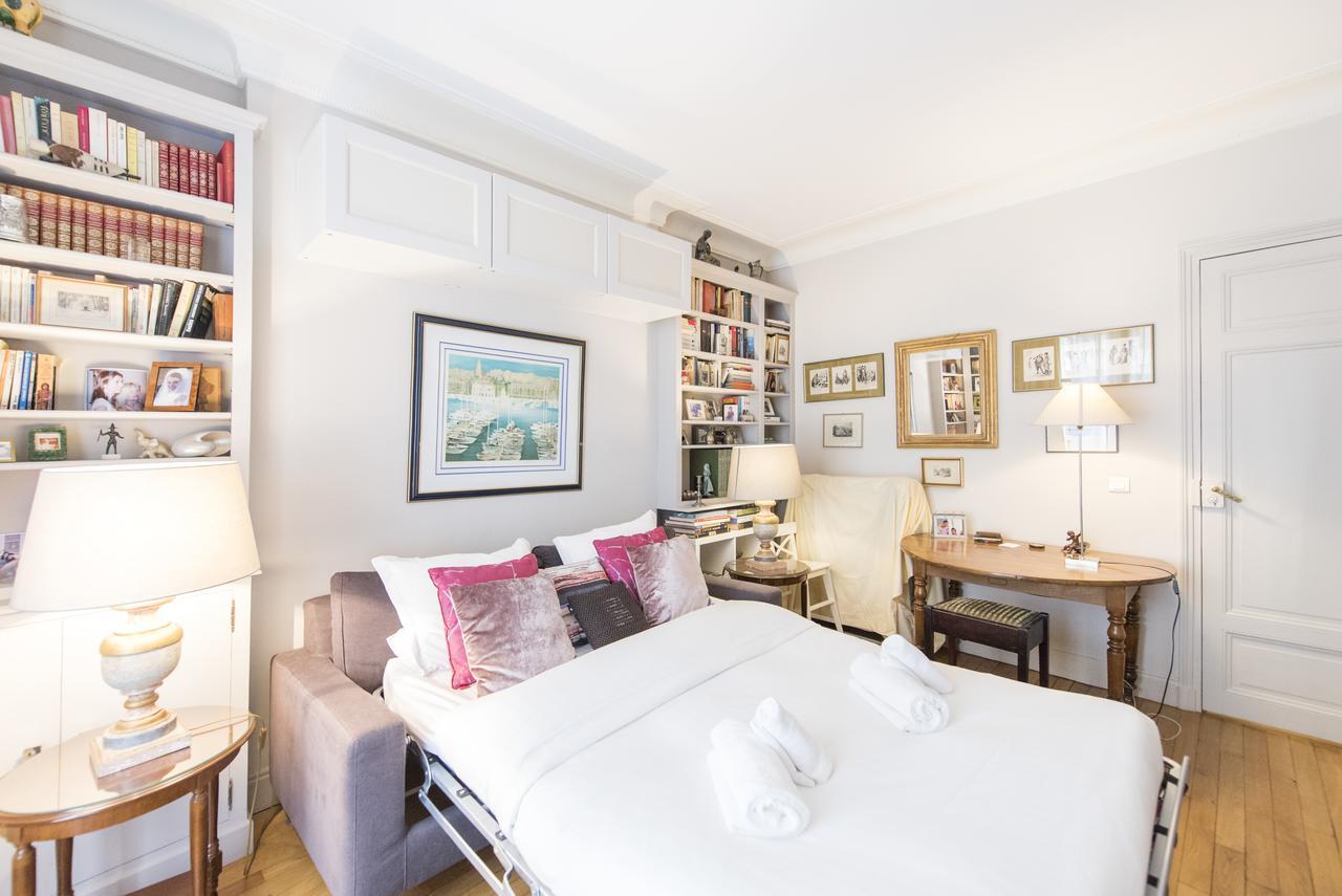 Apartment Veeve - Vintage Elegance In The 16th *