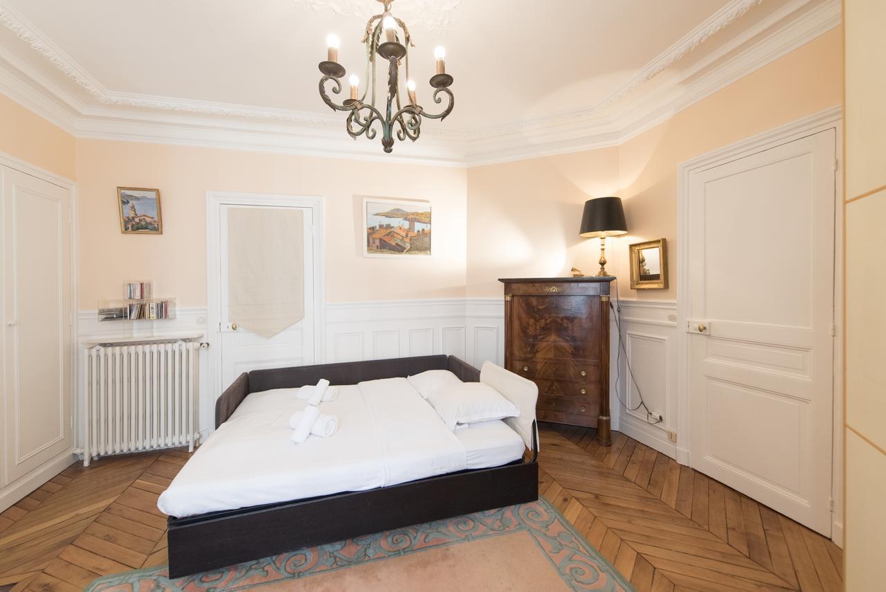 Veeve - French-style Allure In Saint-germain Des Prés *