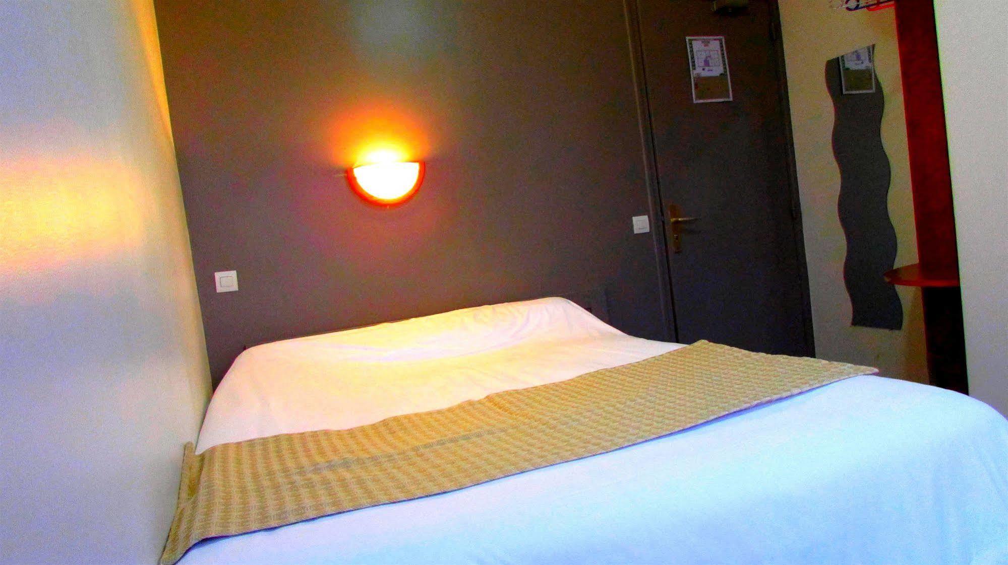 Hotel De Choisy 2*