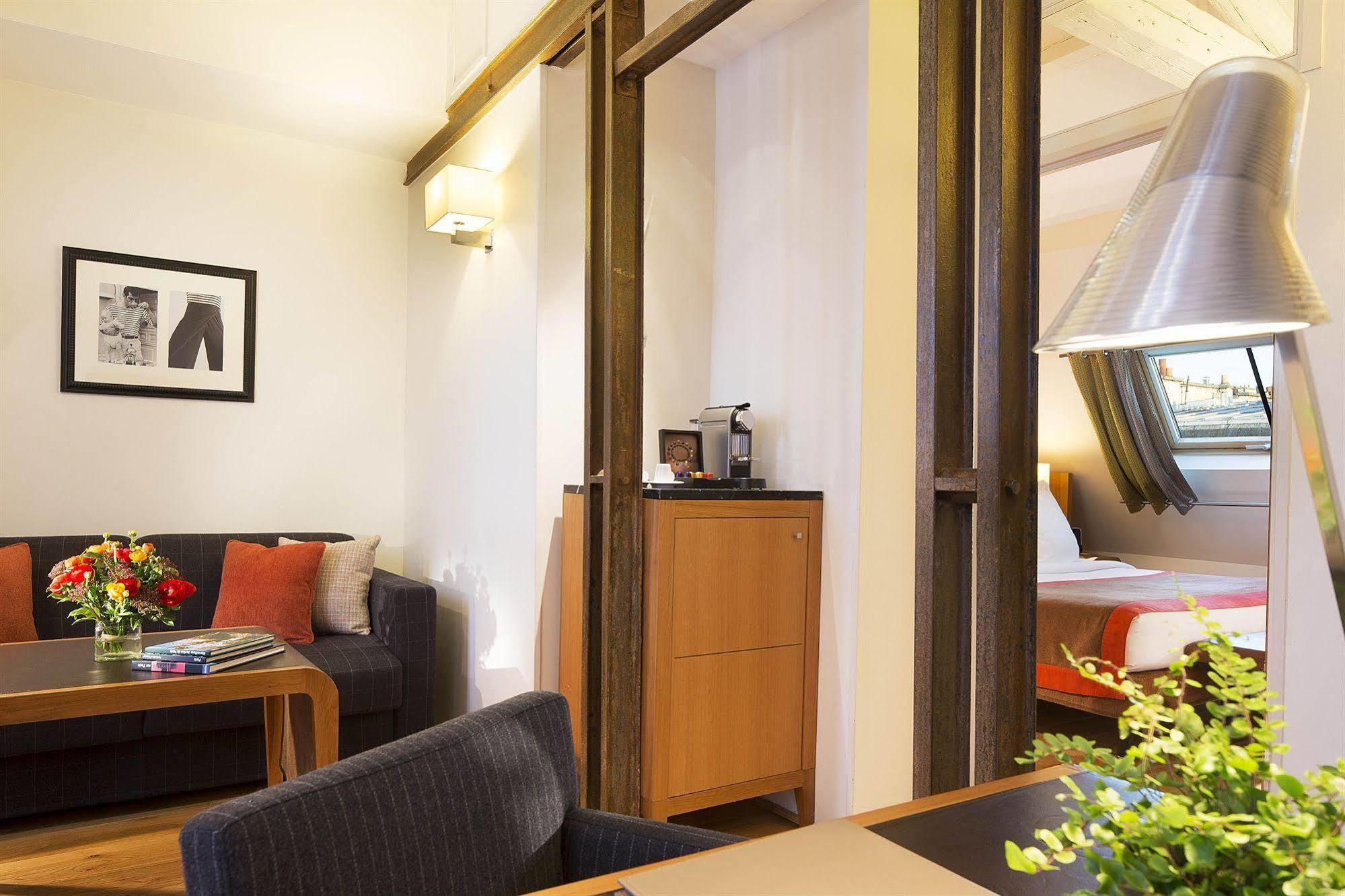 Hotel Le Six Paris