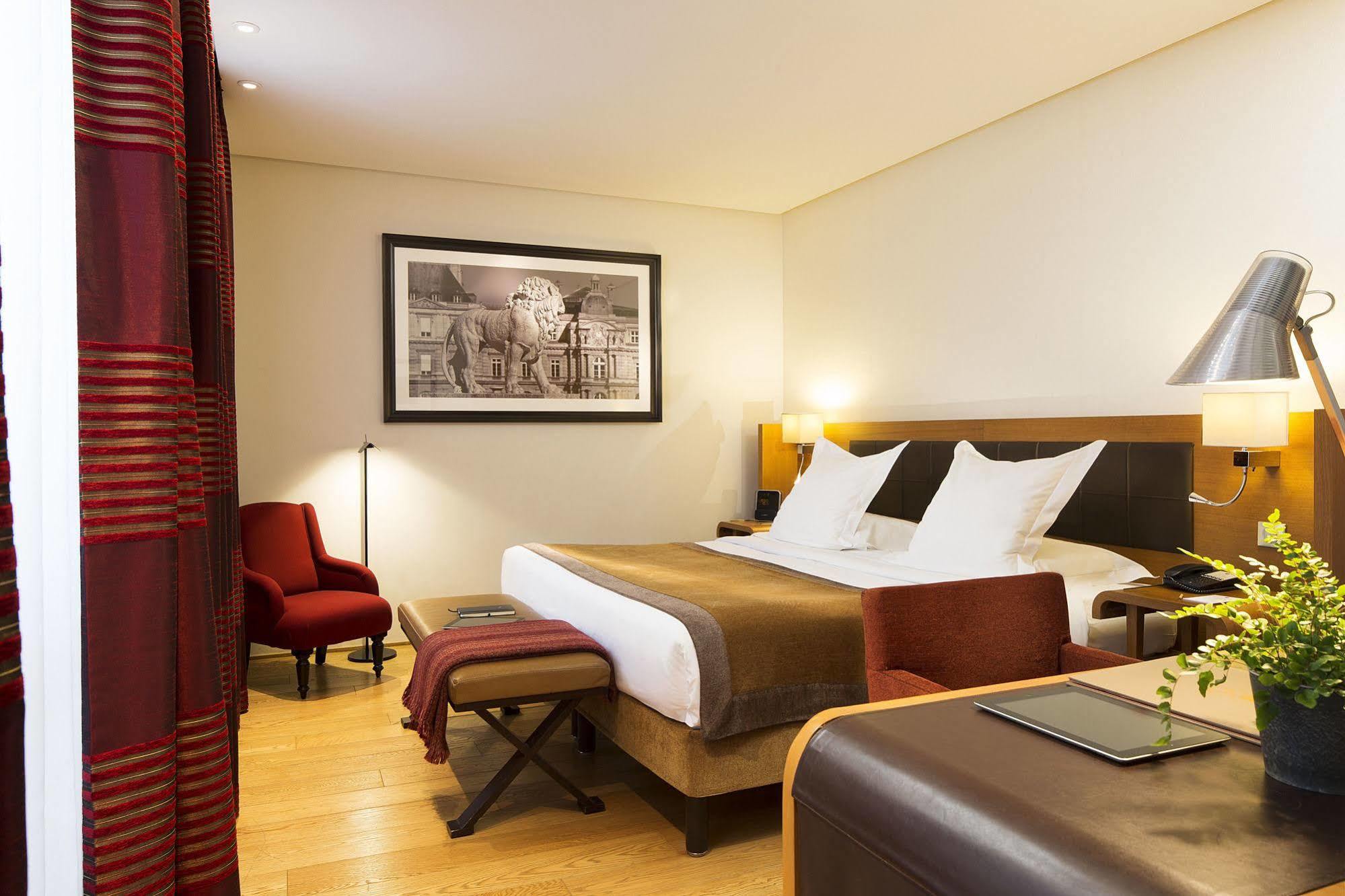 Hotel Le Six