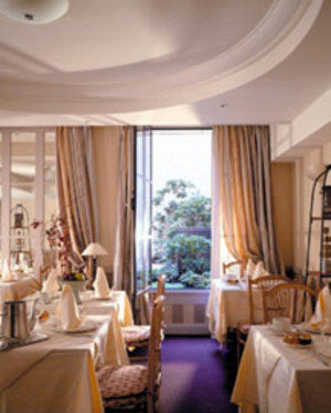 La Du Roy Champs Elysees Parigi