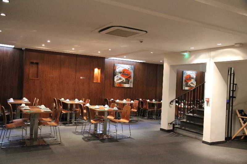 Hotel Art Congres 3*