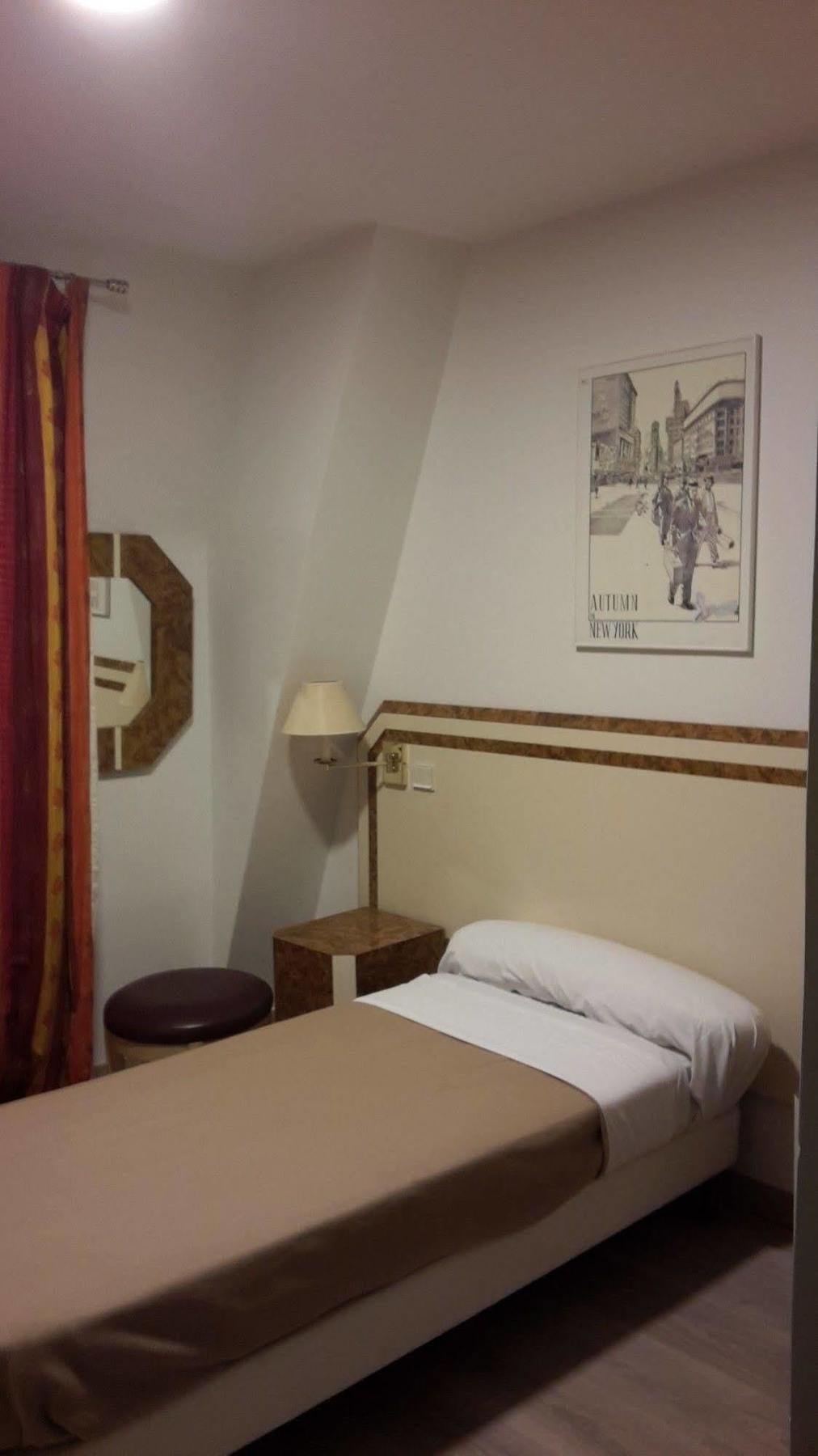 Azur Montmartre Hotel Parigi
