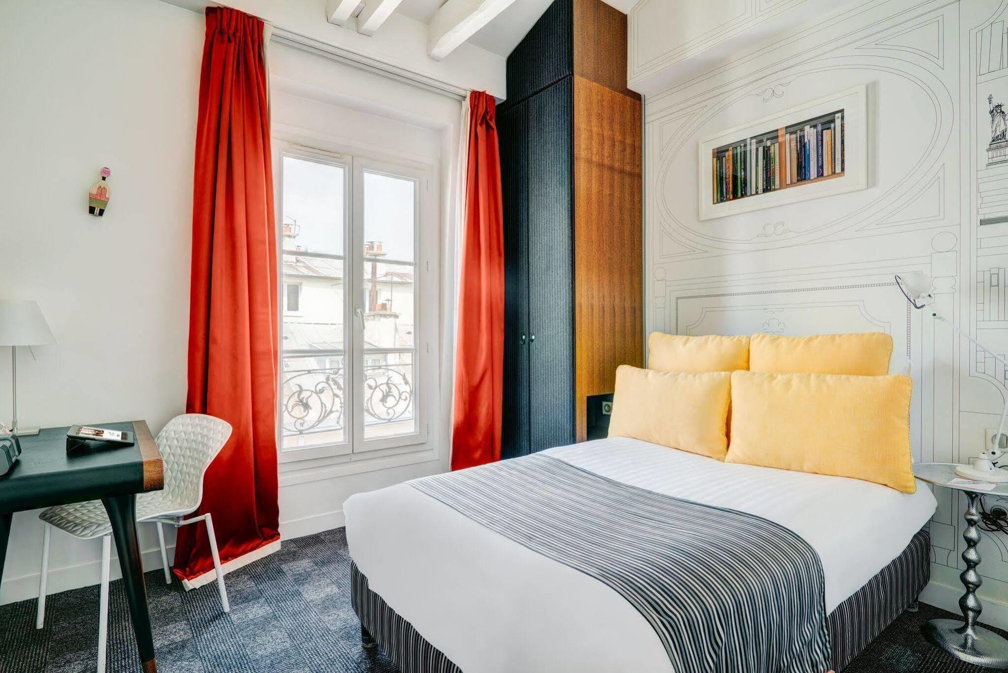 Joyce - Astotel Hotel 3*