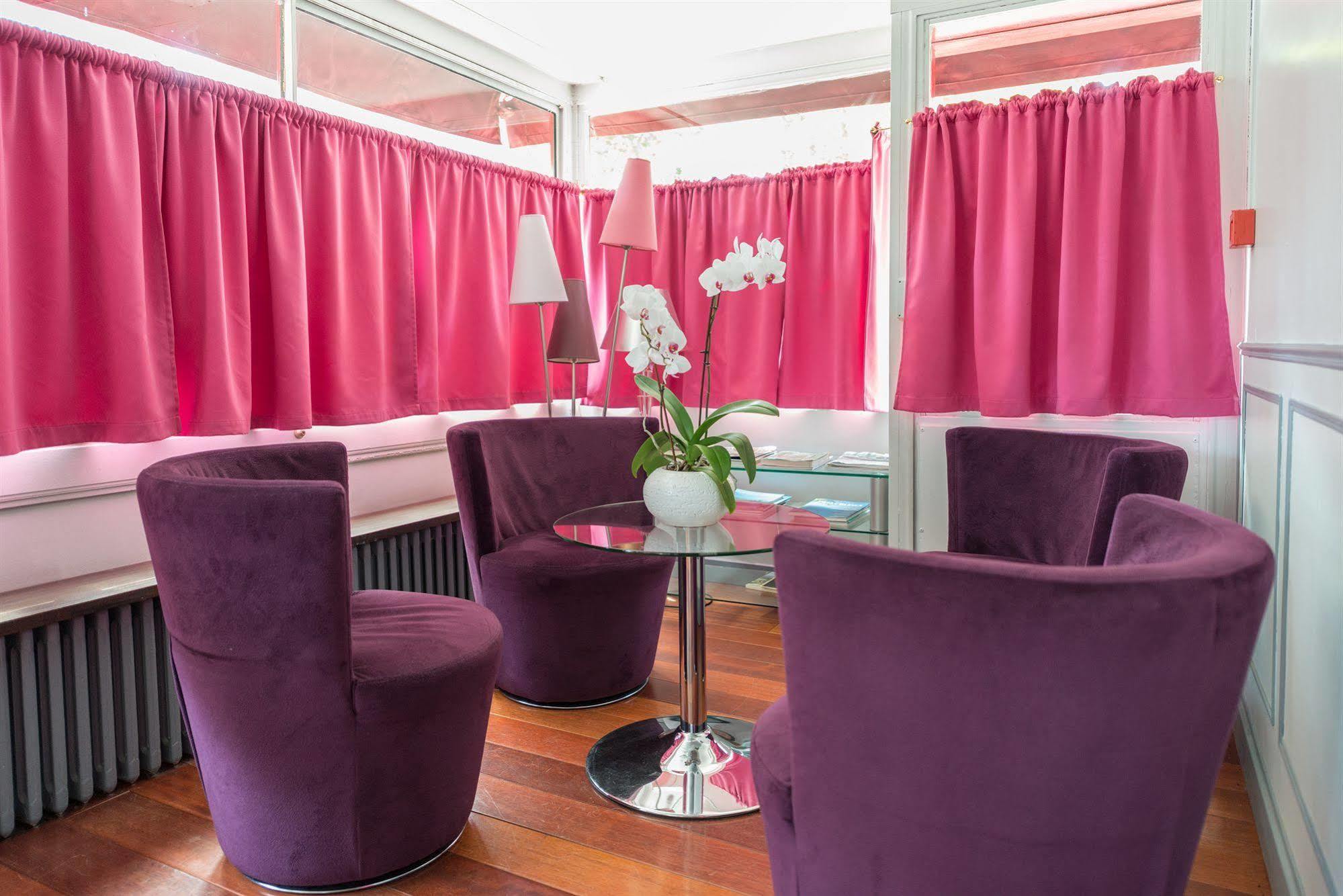 Clarisse Hotel 3*