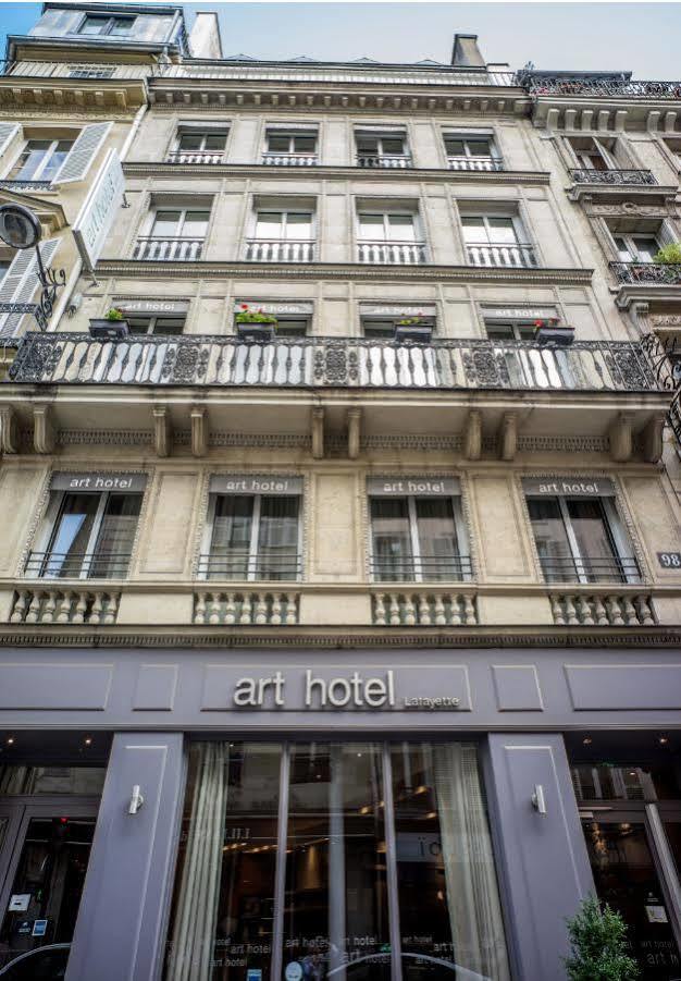Art 3* Parigi