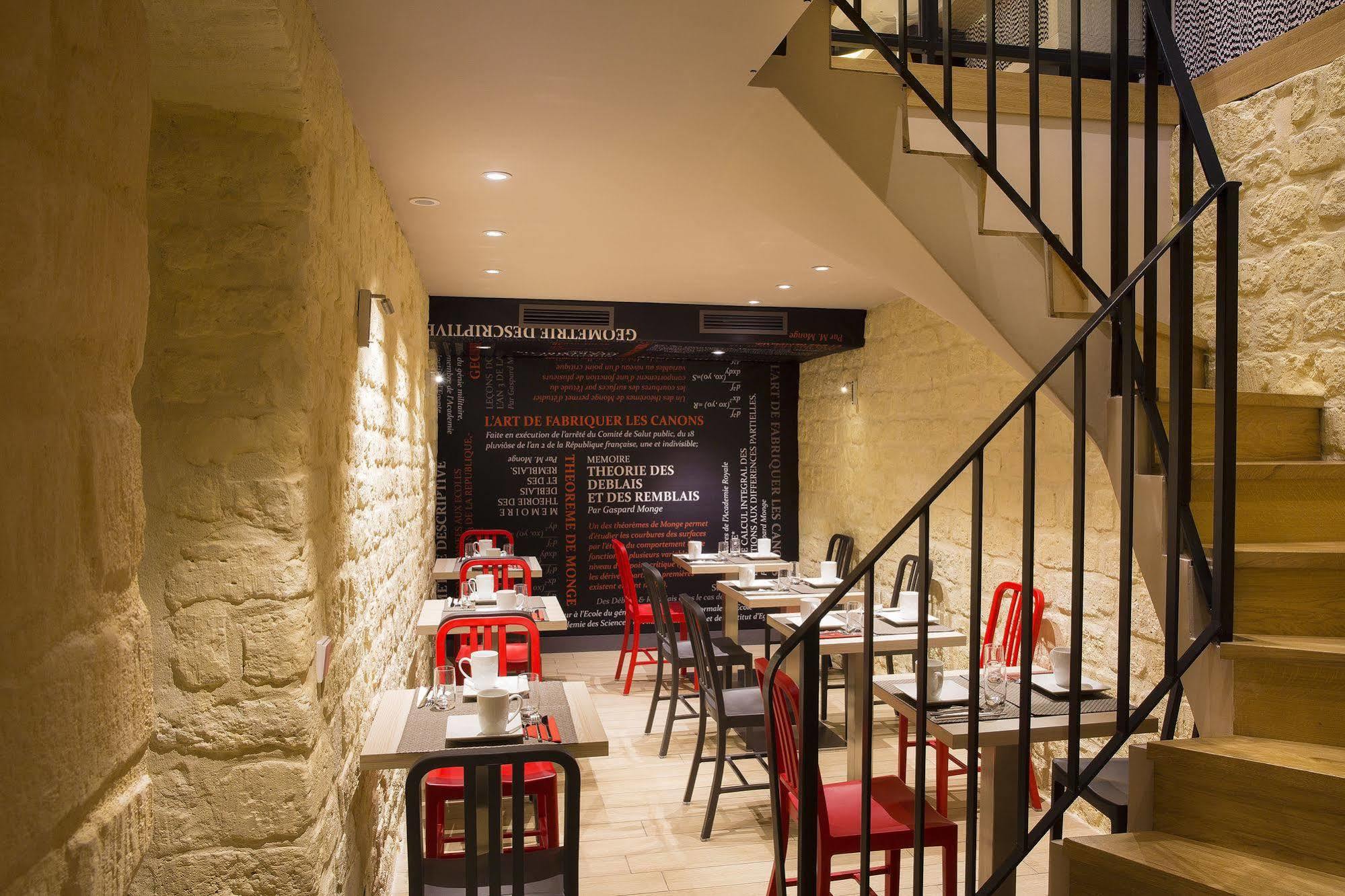 Western Quartier Latin Pantheon Parigi