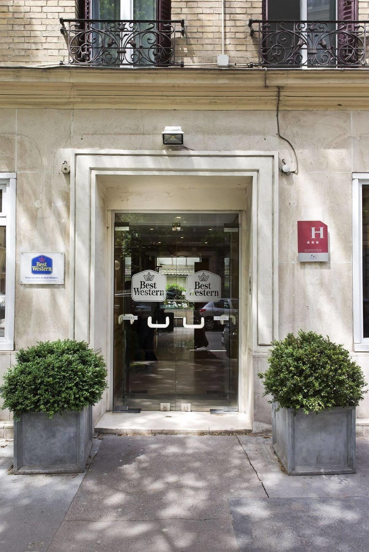 Montcalm Hotel