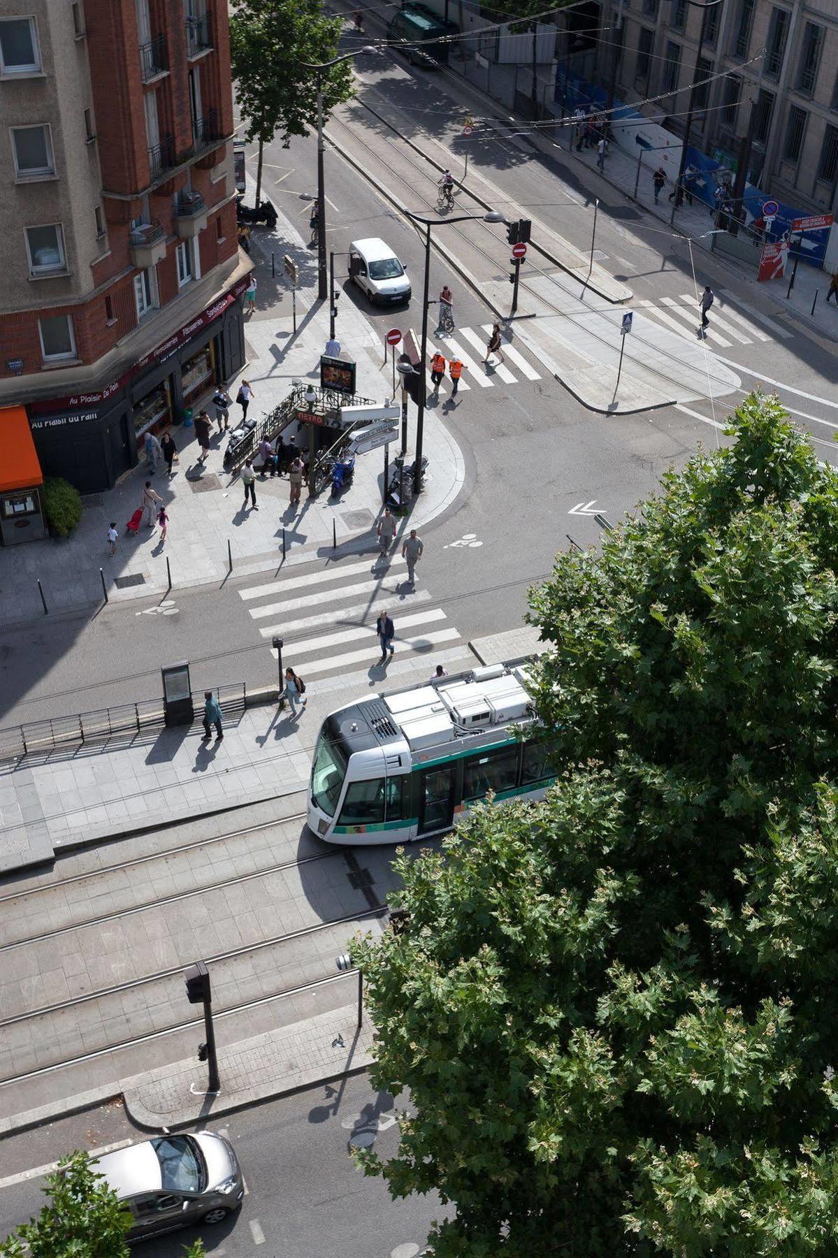Median Porte De Versailles 3*