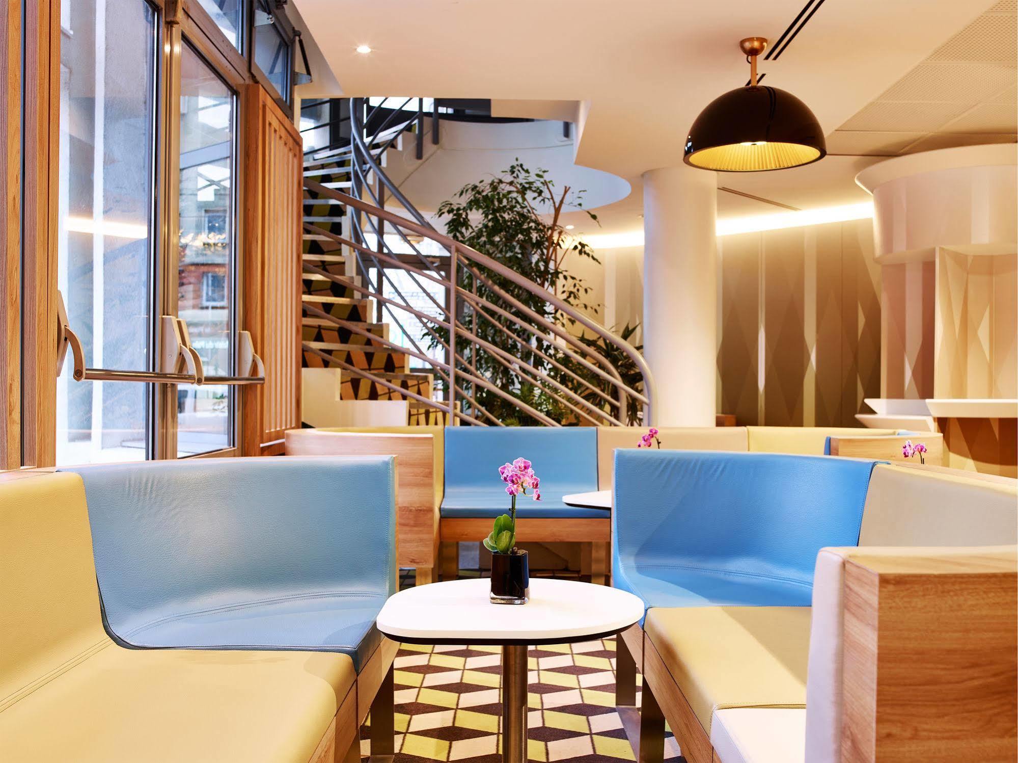 Hotel Median Porte De Versailles 3*