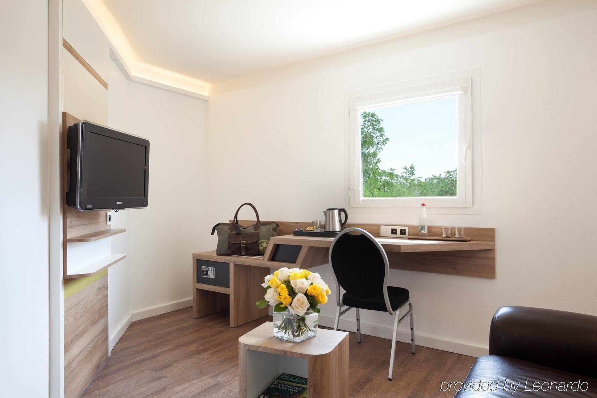 Median Porte De Versailles Hotel 3*