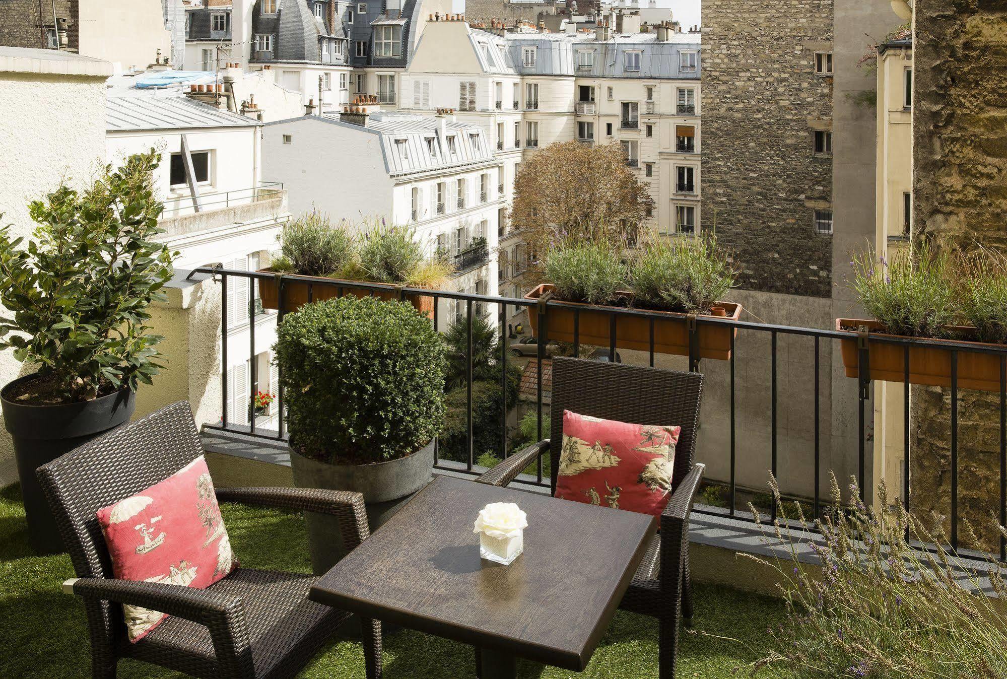 Hotel Foch 4*