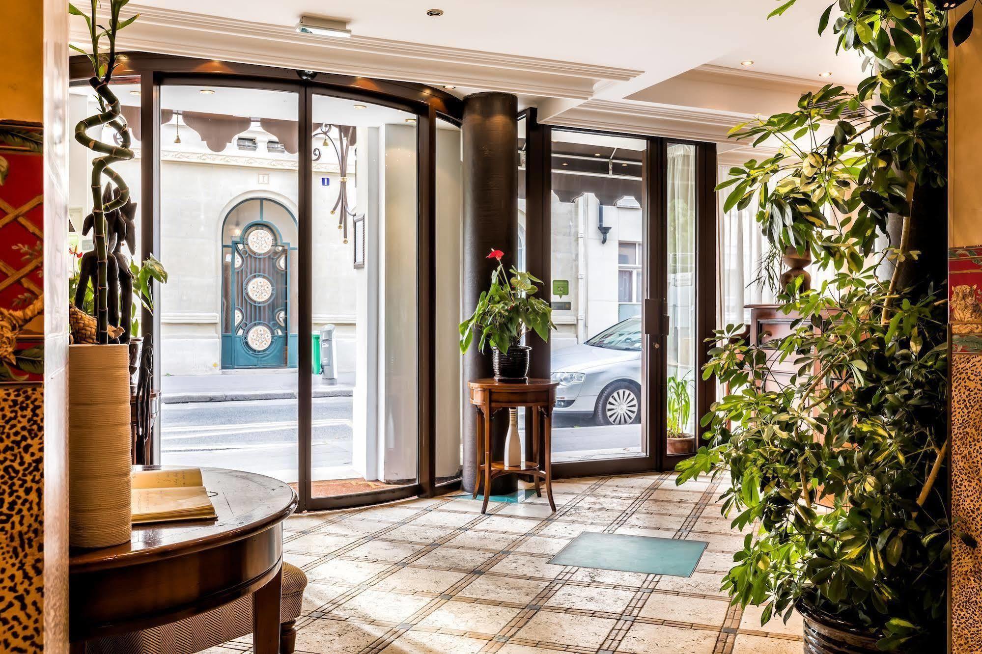 Hotel Montparnasse Parigi