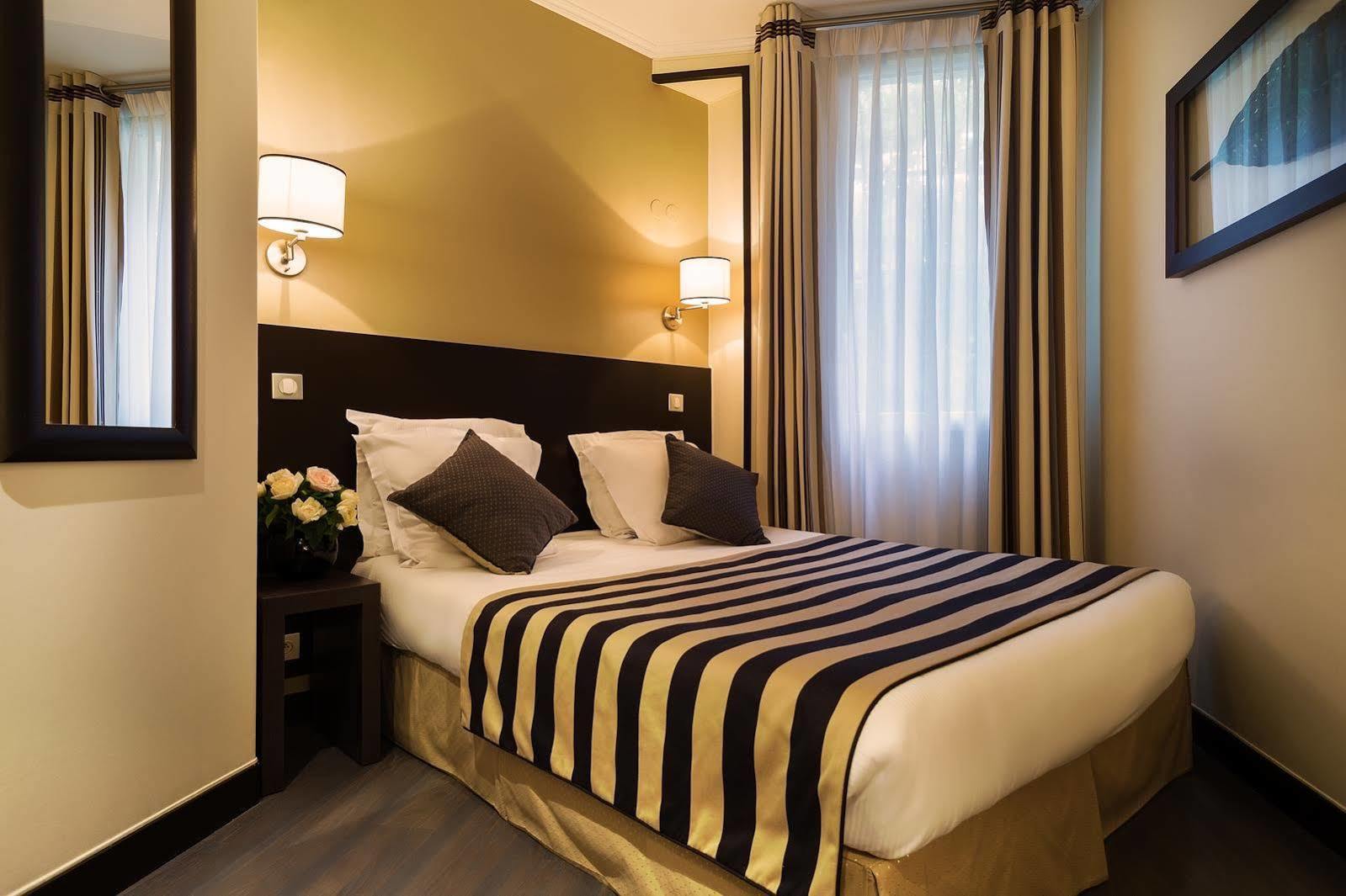 Le A 4* Paris