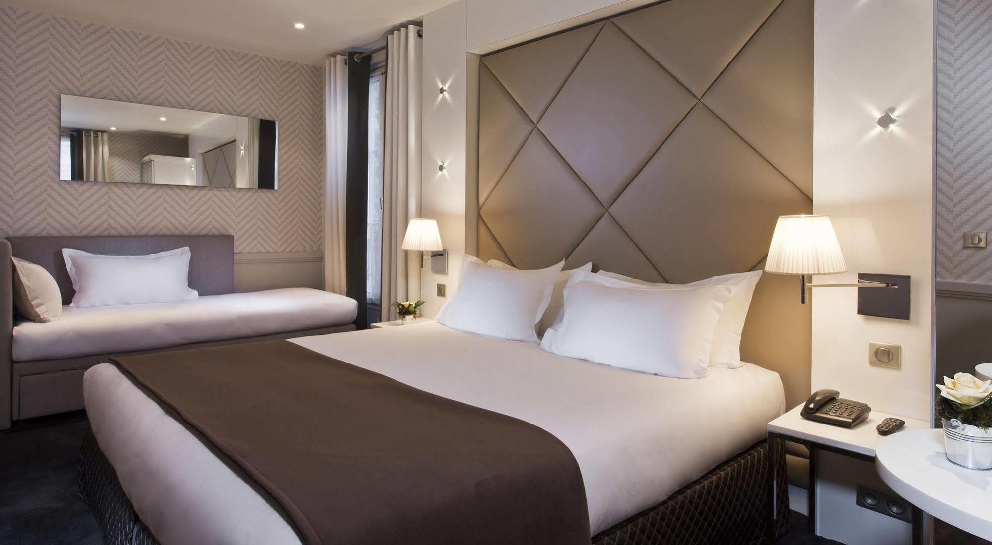 Hotel Longchamp Elysées Parigi
