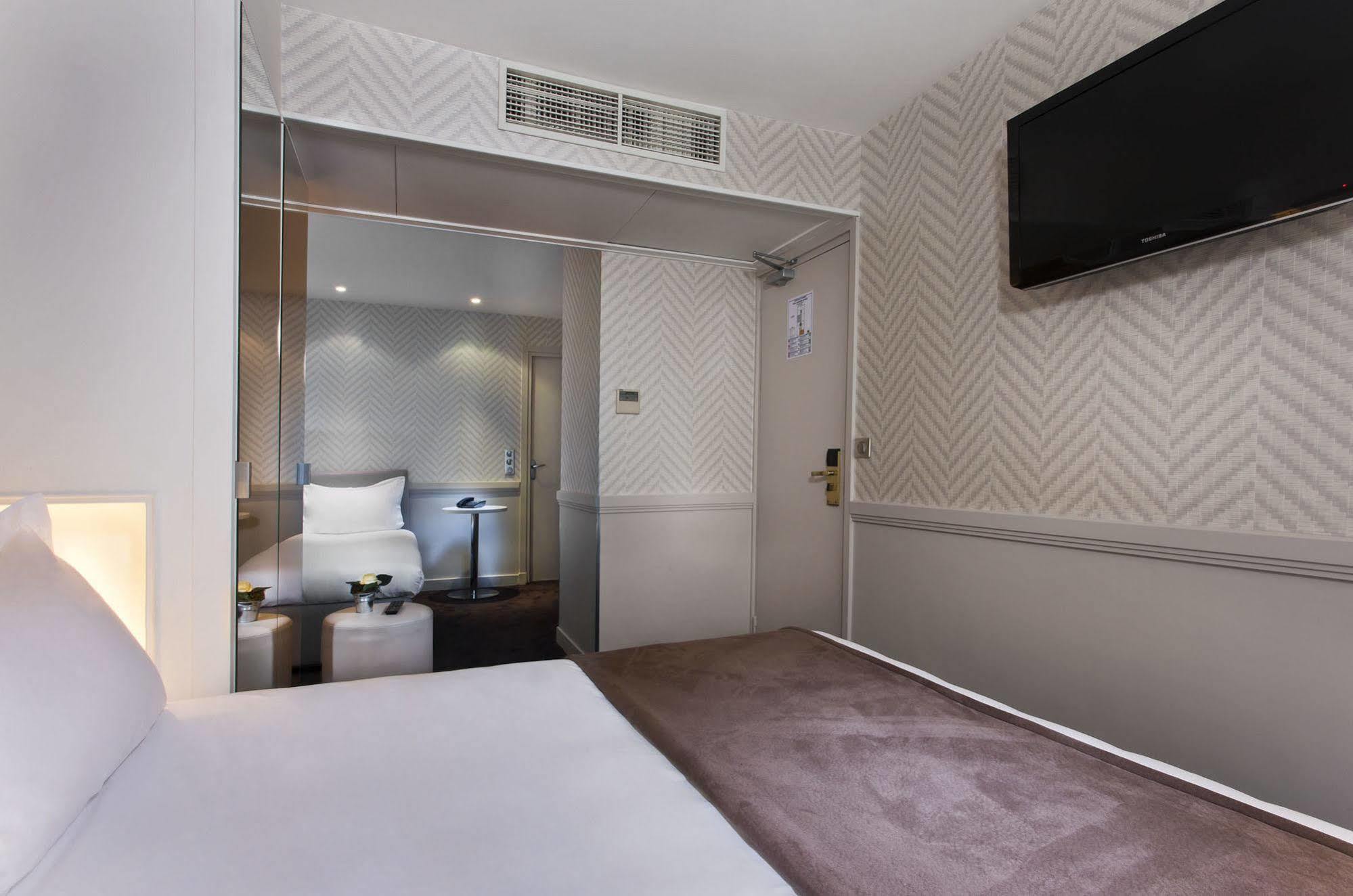 Hotel Longchamp Elysées 3*
