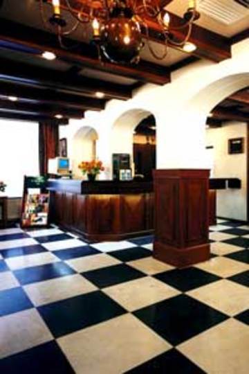 Cosy Monceau 2*