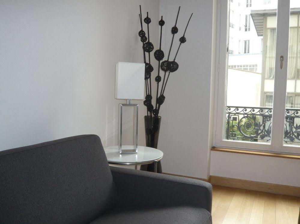 Hotel Apts Bridgestreet Champs Elysees 4*