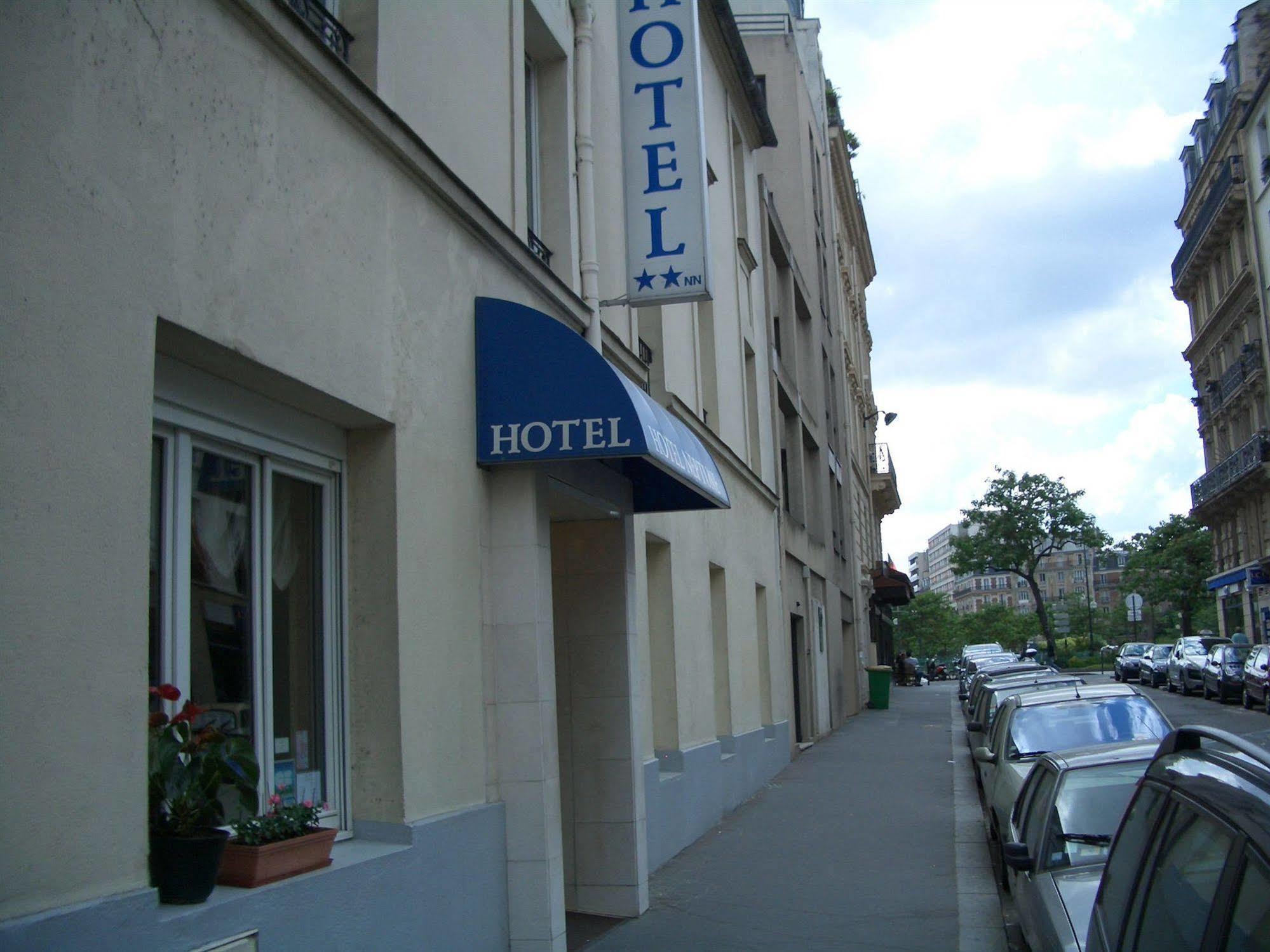 Neptune Place D'italie Hotel 2*