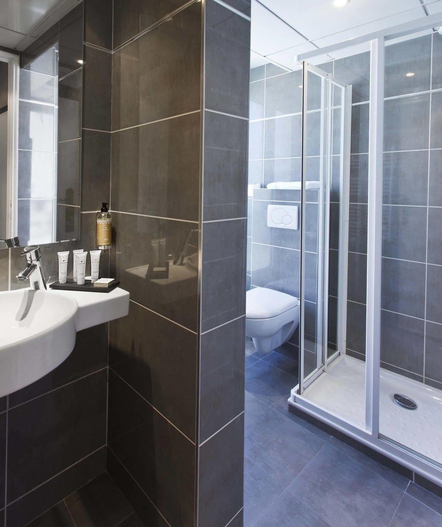 Du Eugène Hotel 3*