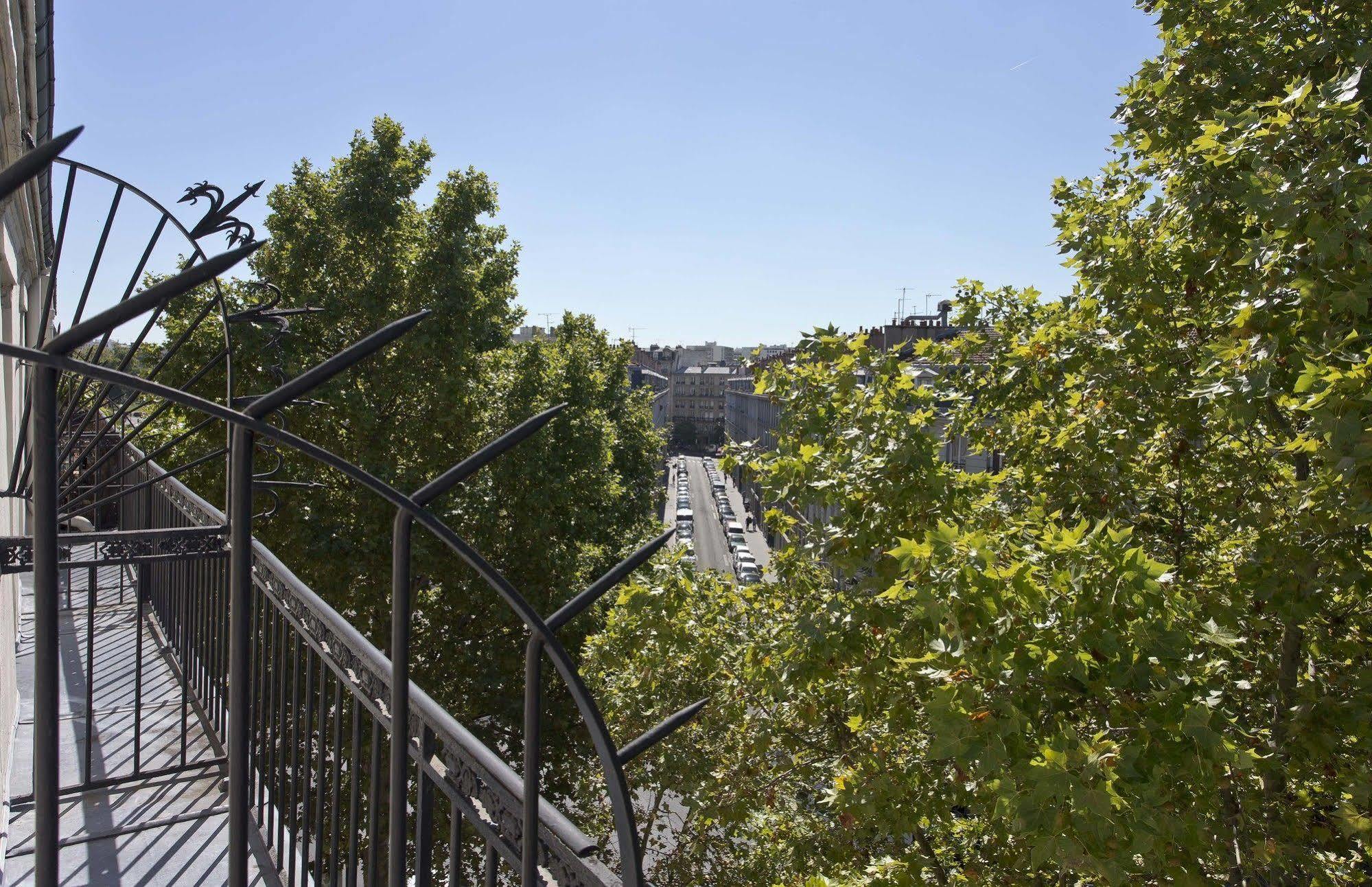 Hotel Du Eugène Parigi