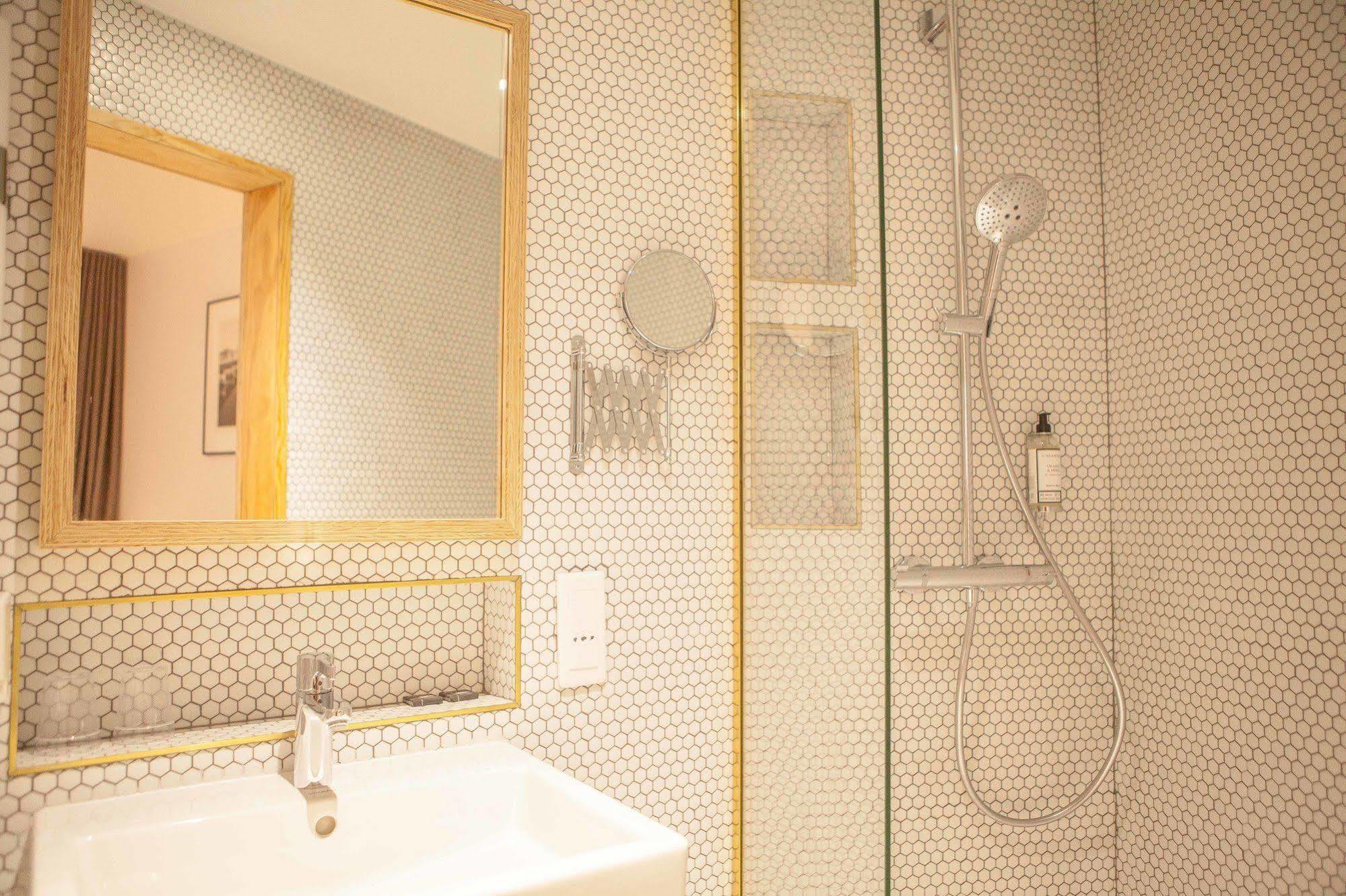 Montholon 3* Parigi