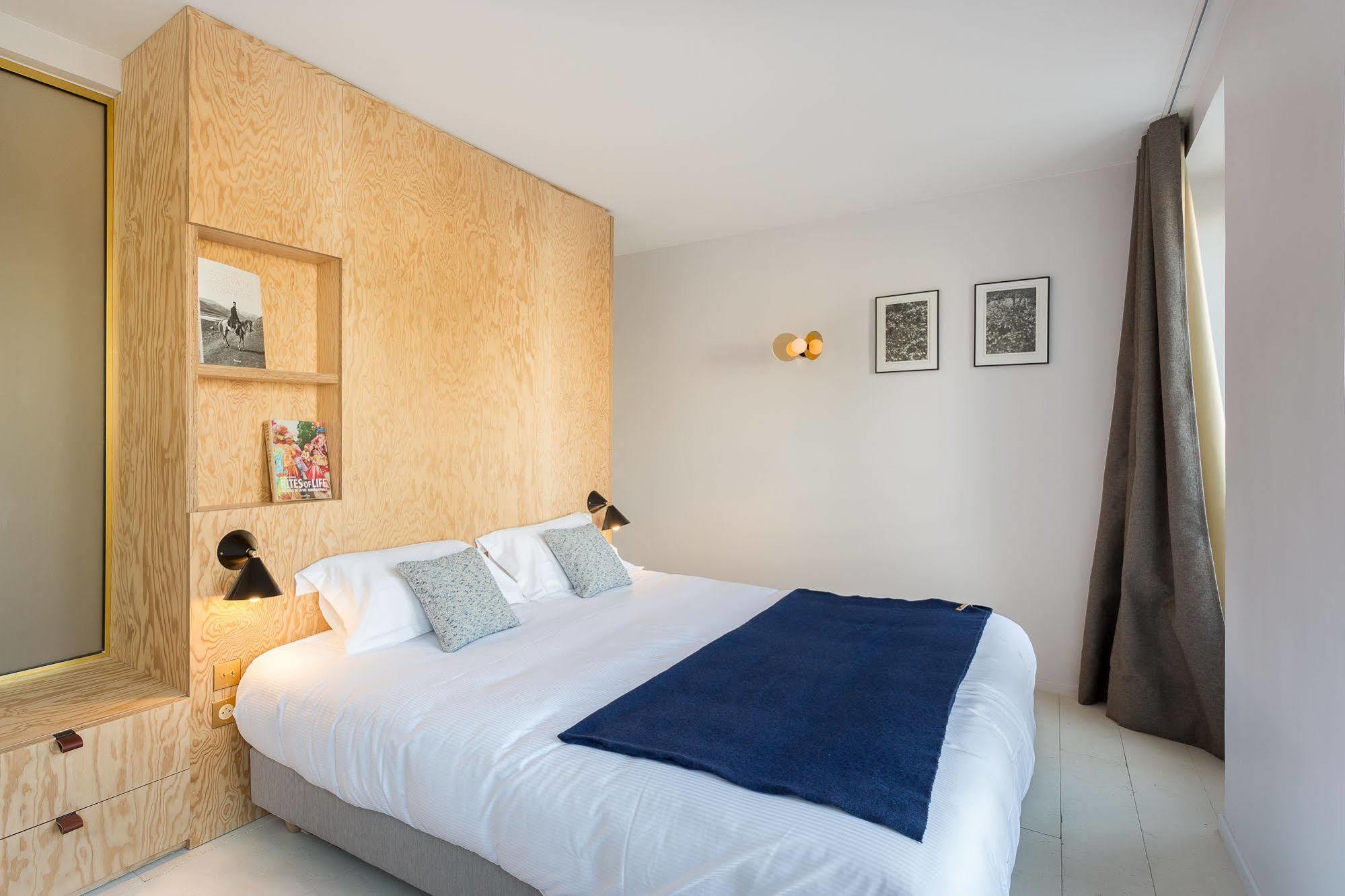 Montholon Hotel