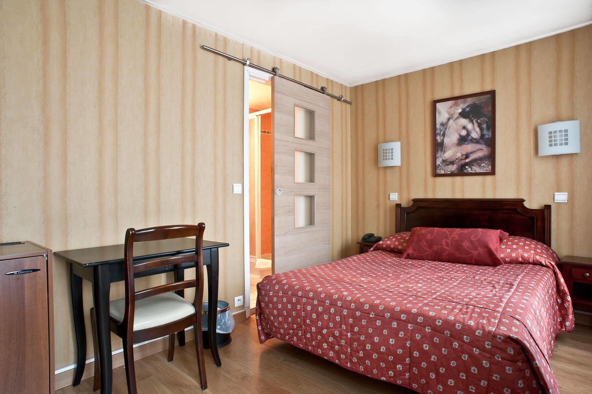 Hotel Theoreme
