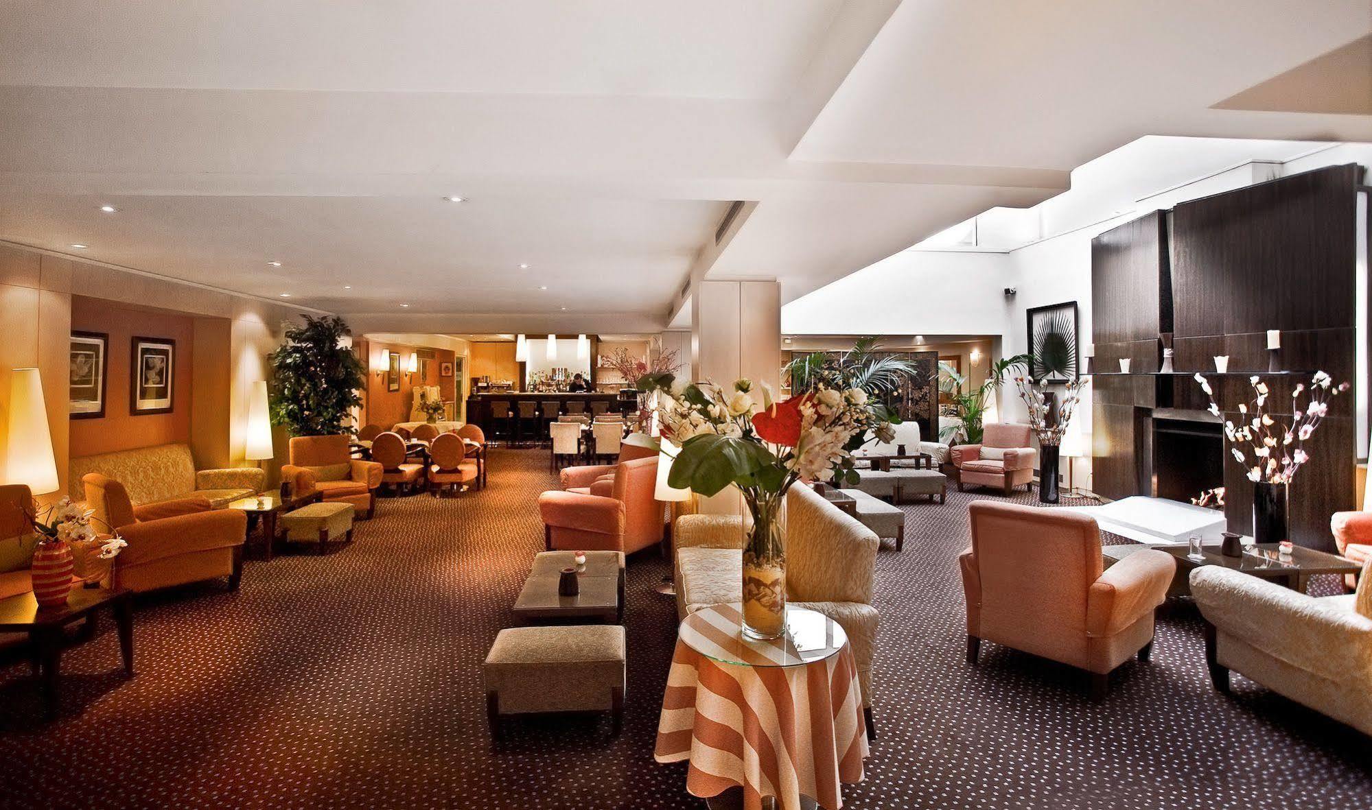 Le Pera Hotel Parigi