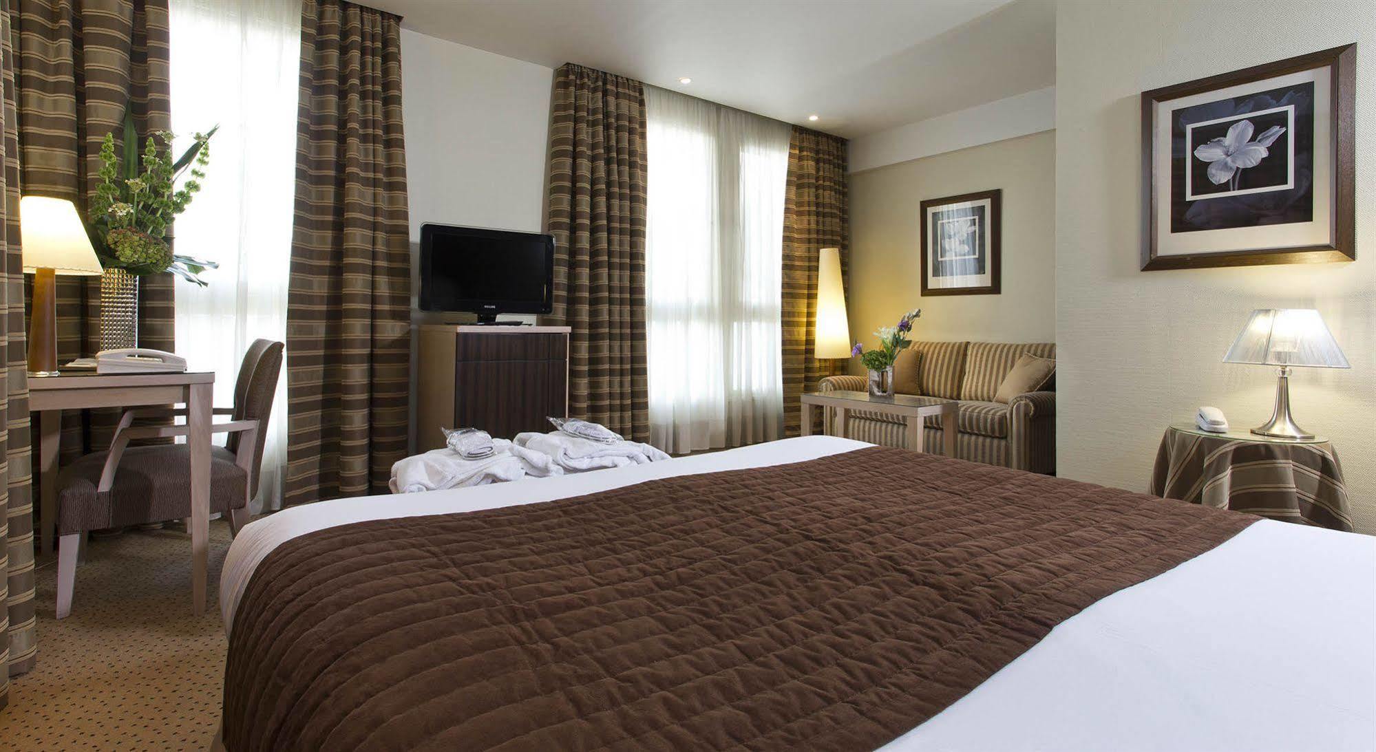 Le Pera Hotel