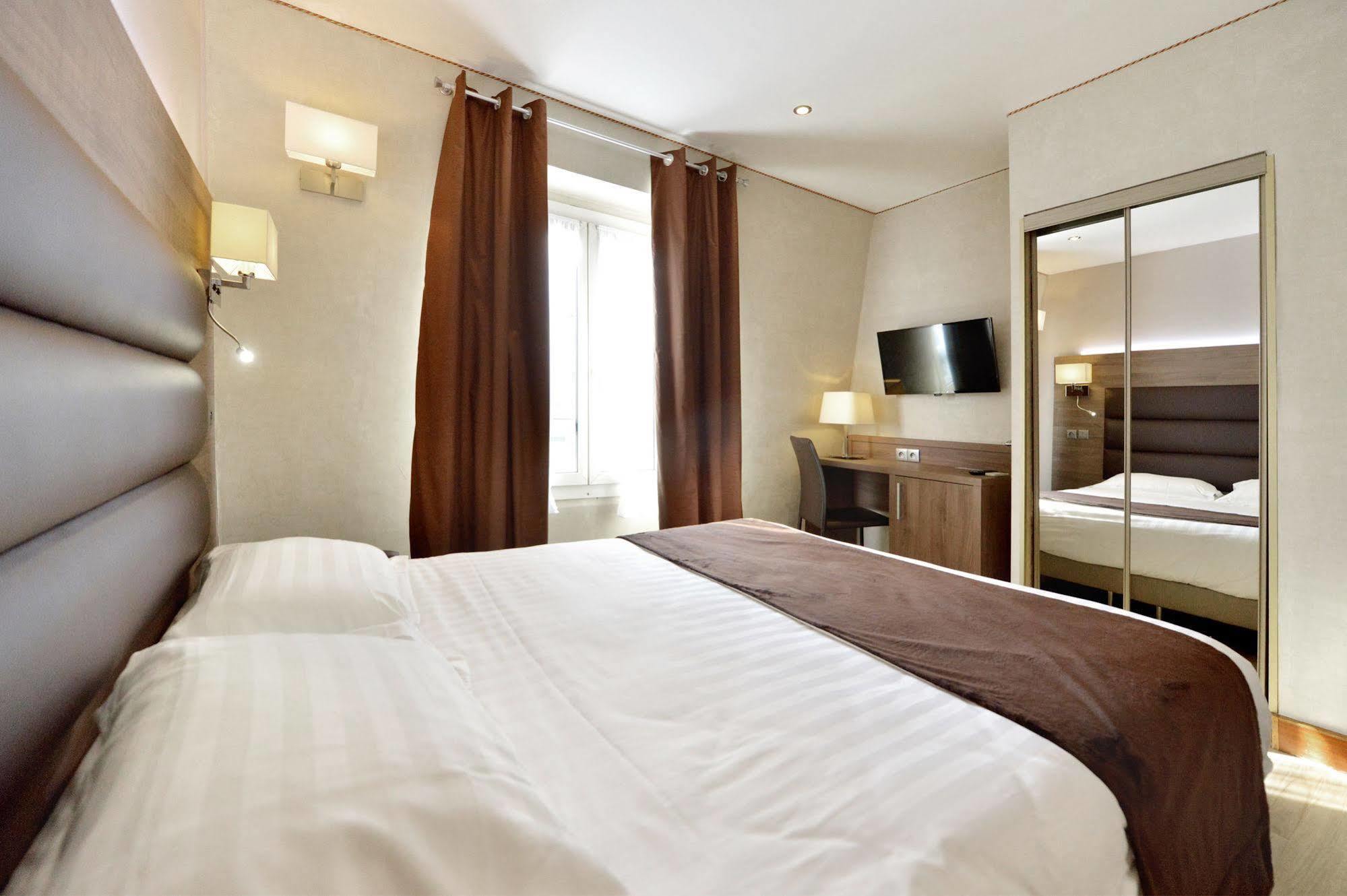 Hotel Renoir Montparnasse 3*