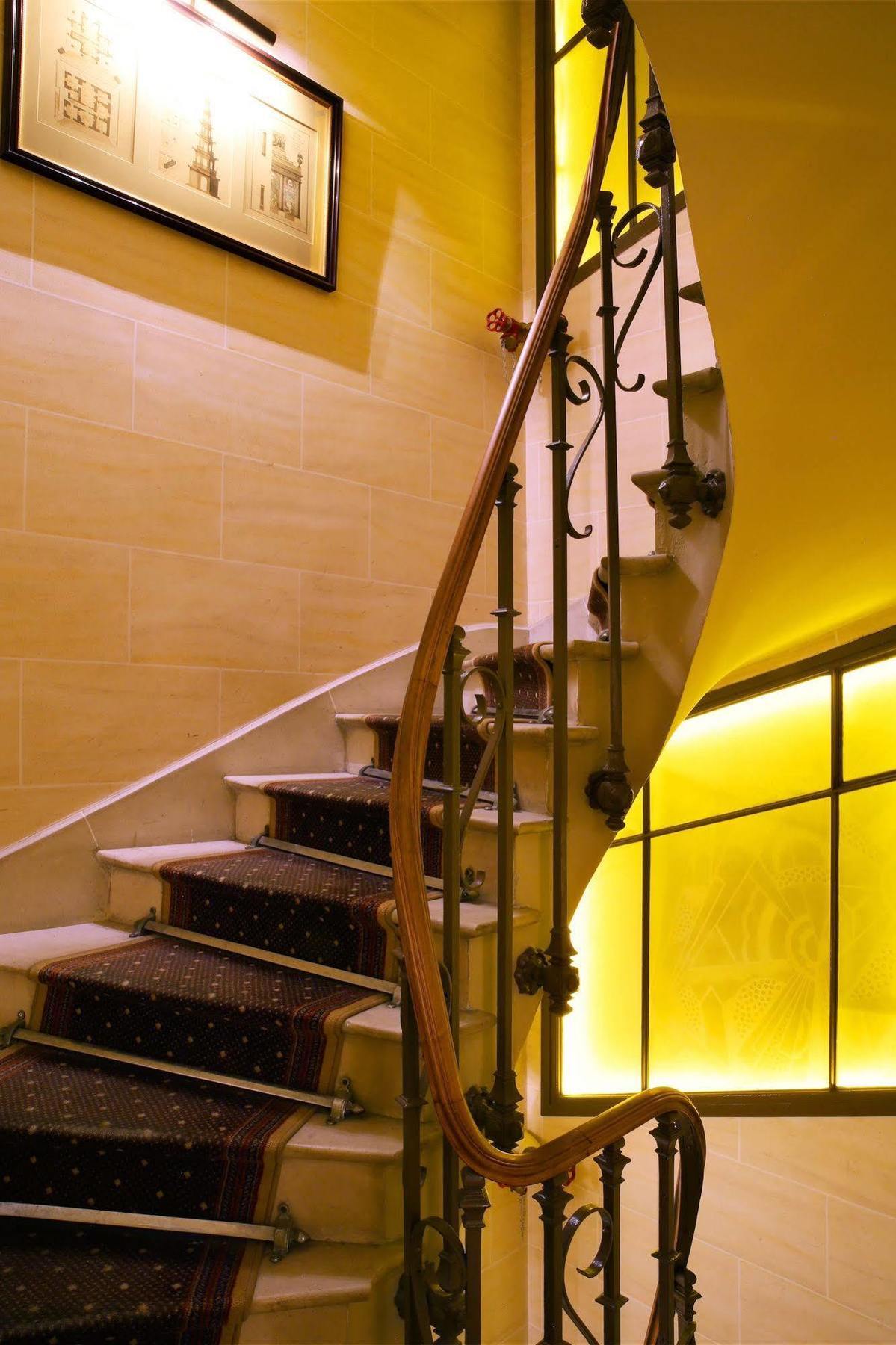 Western Premier Trocadero La Tour 4* Parigi