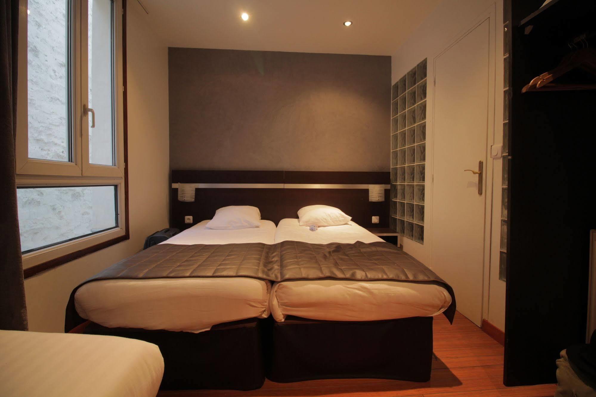 Modern's Hotel 3*