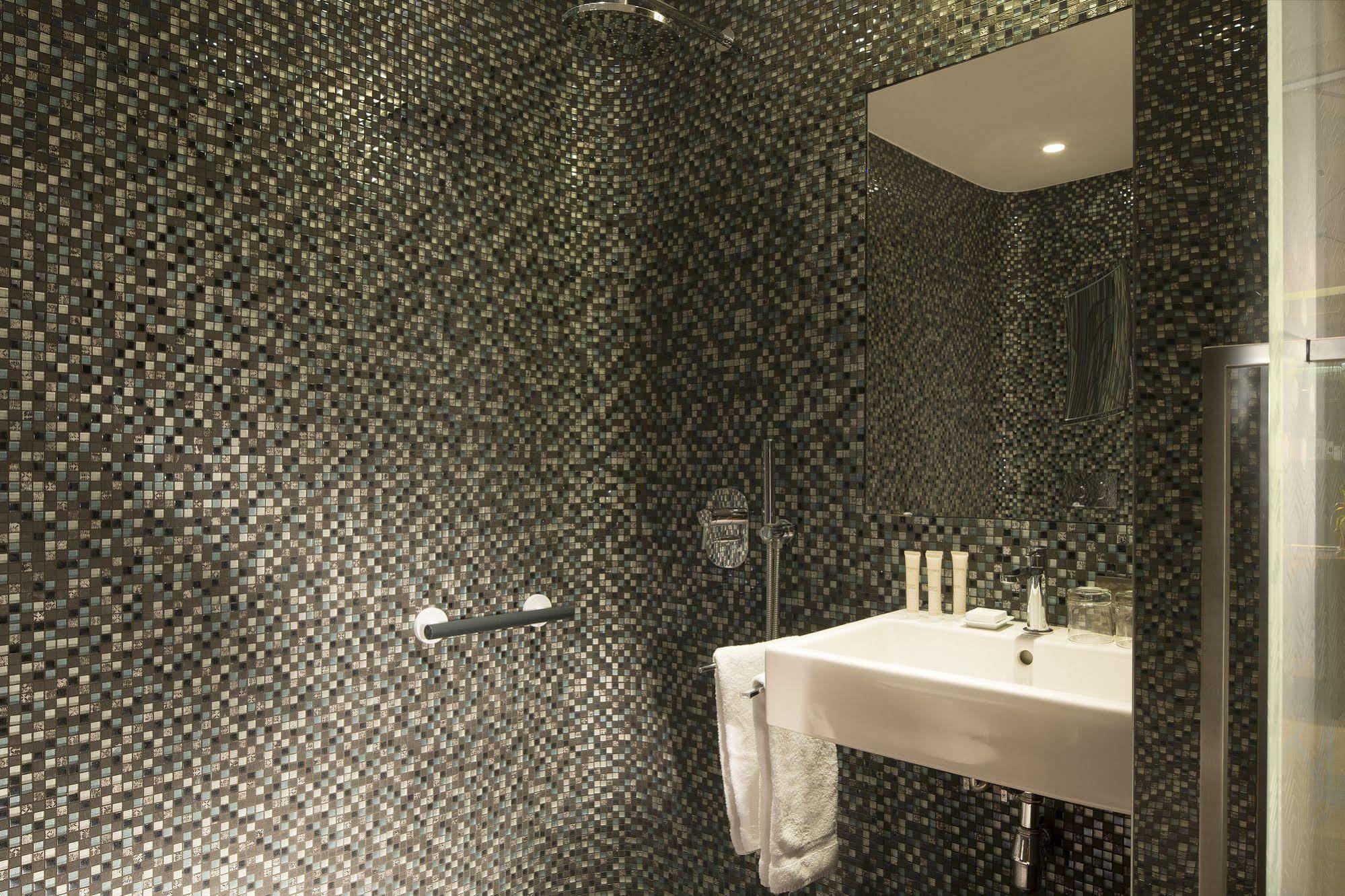 Sophie Germain Hotel 3*