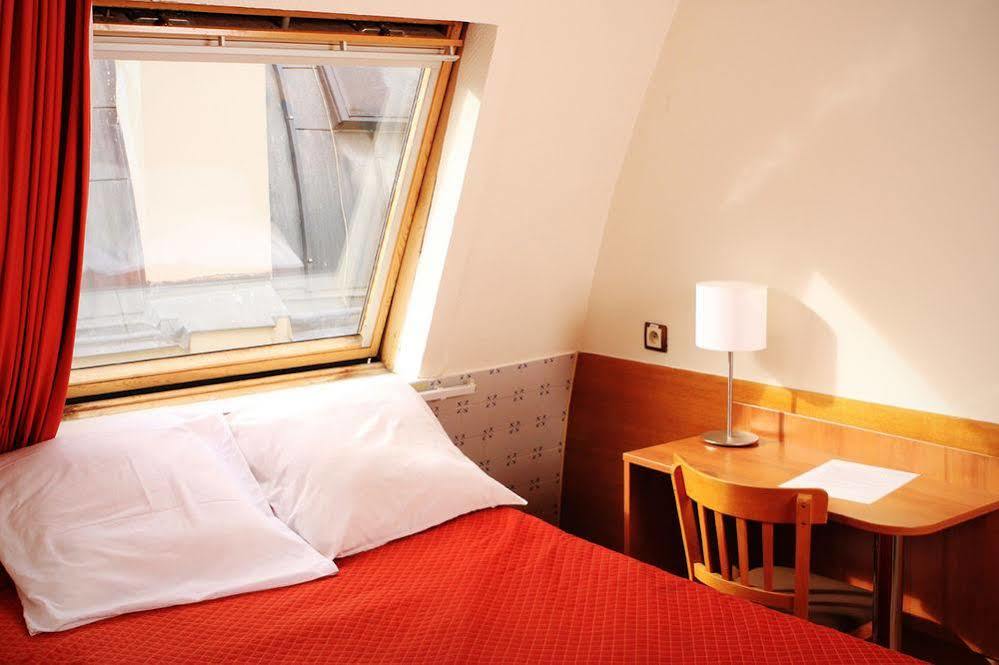 Marignan Hotel *