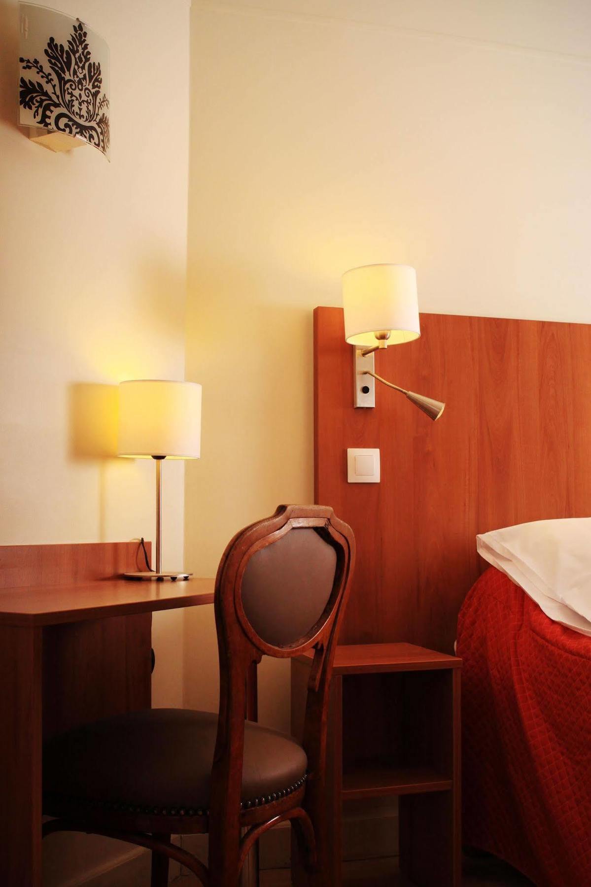 Marignan Hotel *