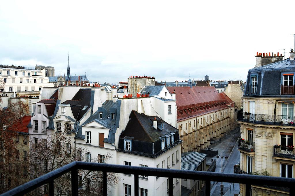 Familia Hotel Paris