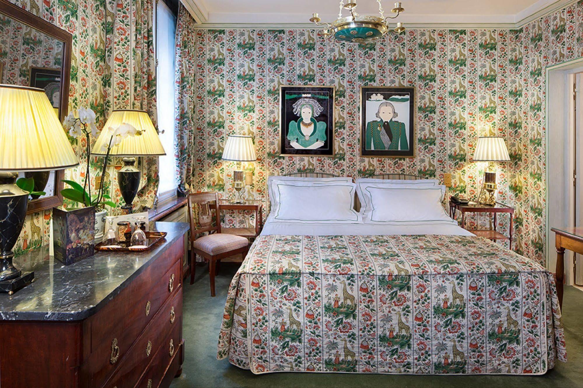 Hotel Duc De St-simon 4*