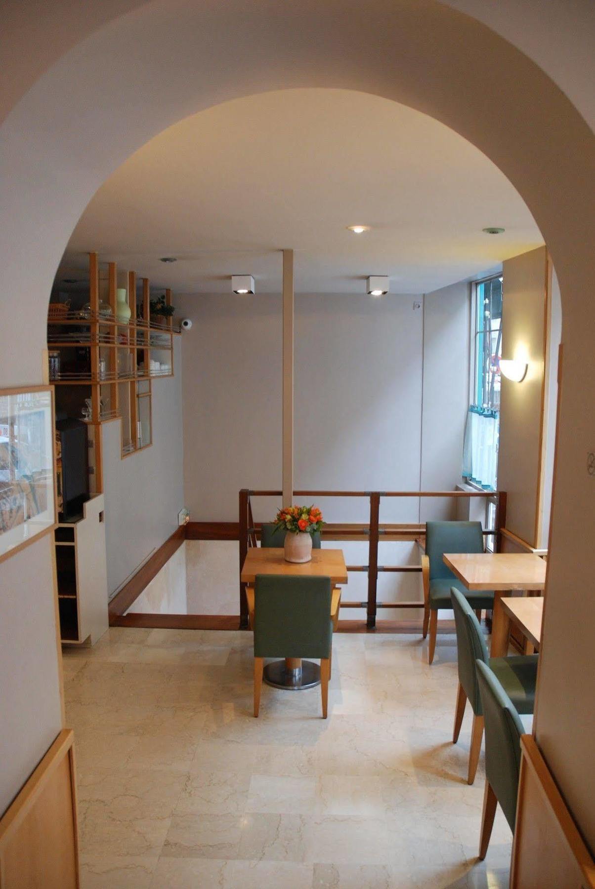 Des 3 Colleges Hotel Paris