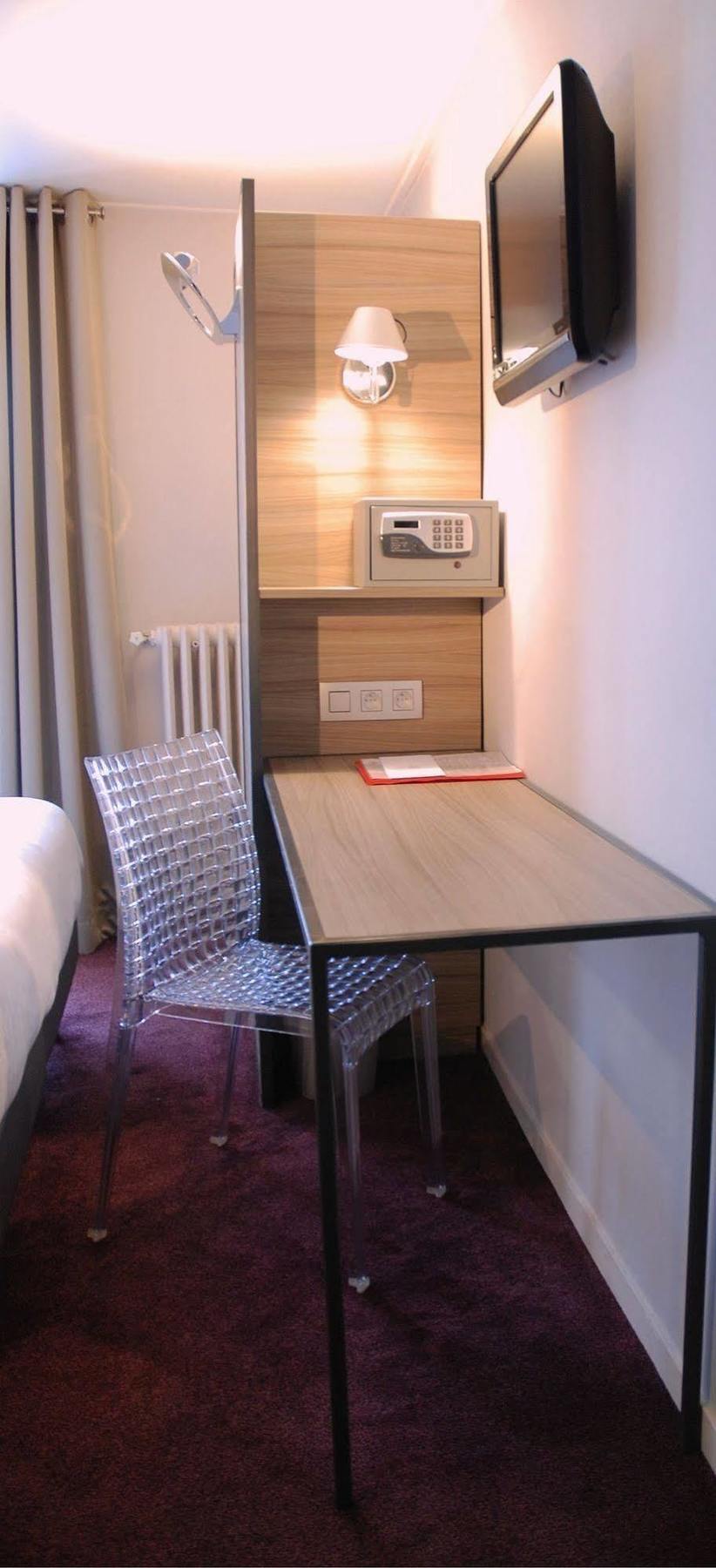 Des 3 Colleges Hotel 3*