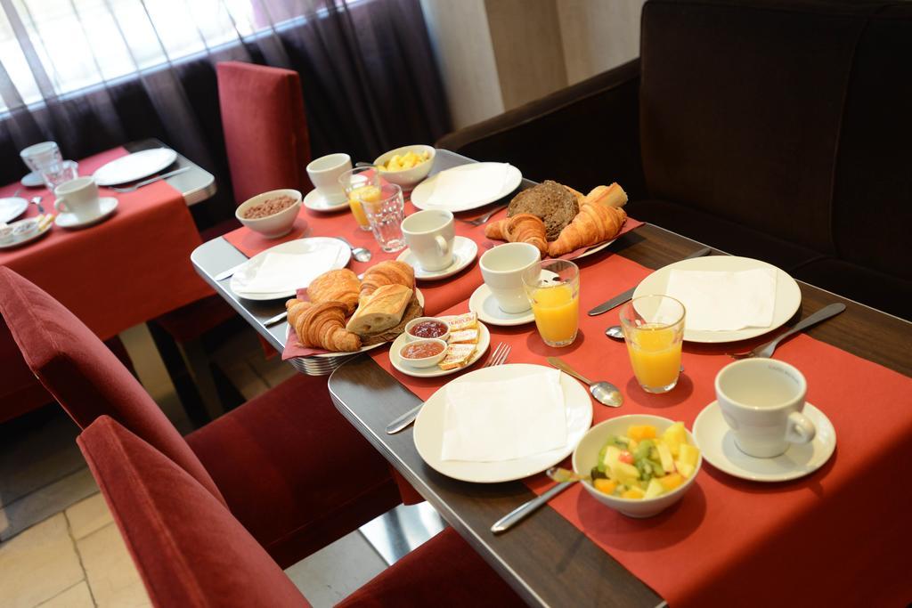 Des Archives Hotel