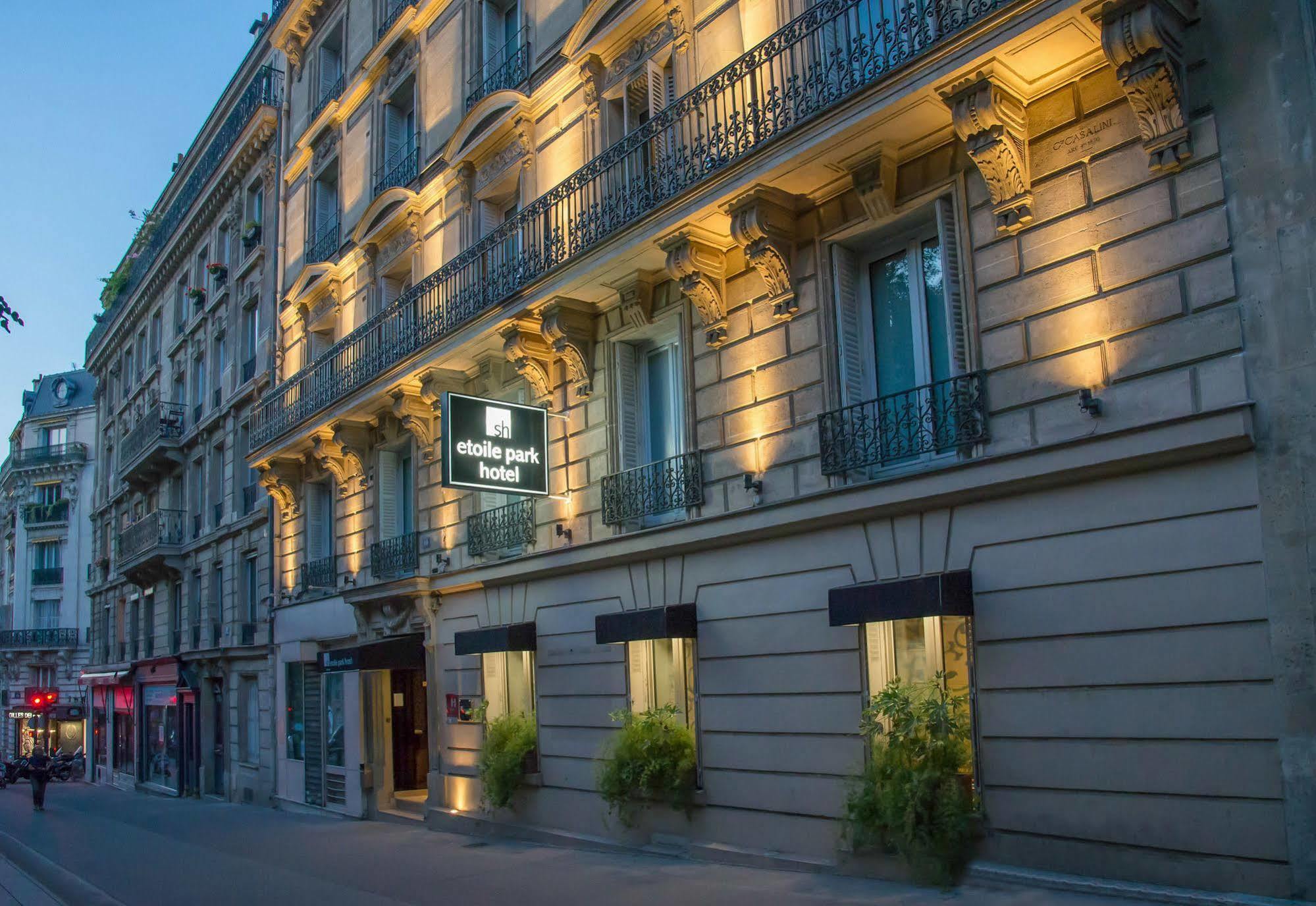 Etoile Park Parigi