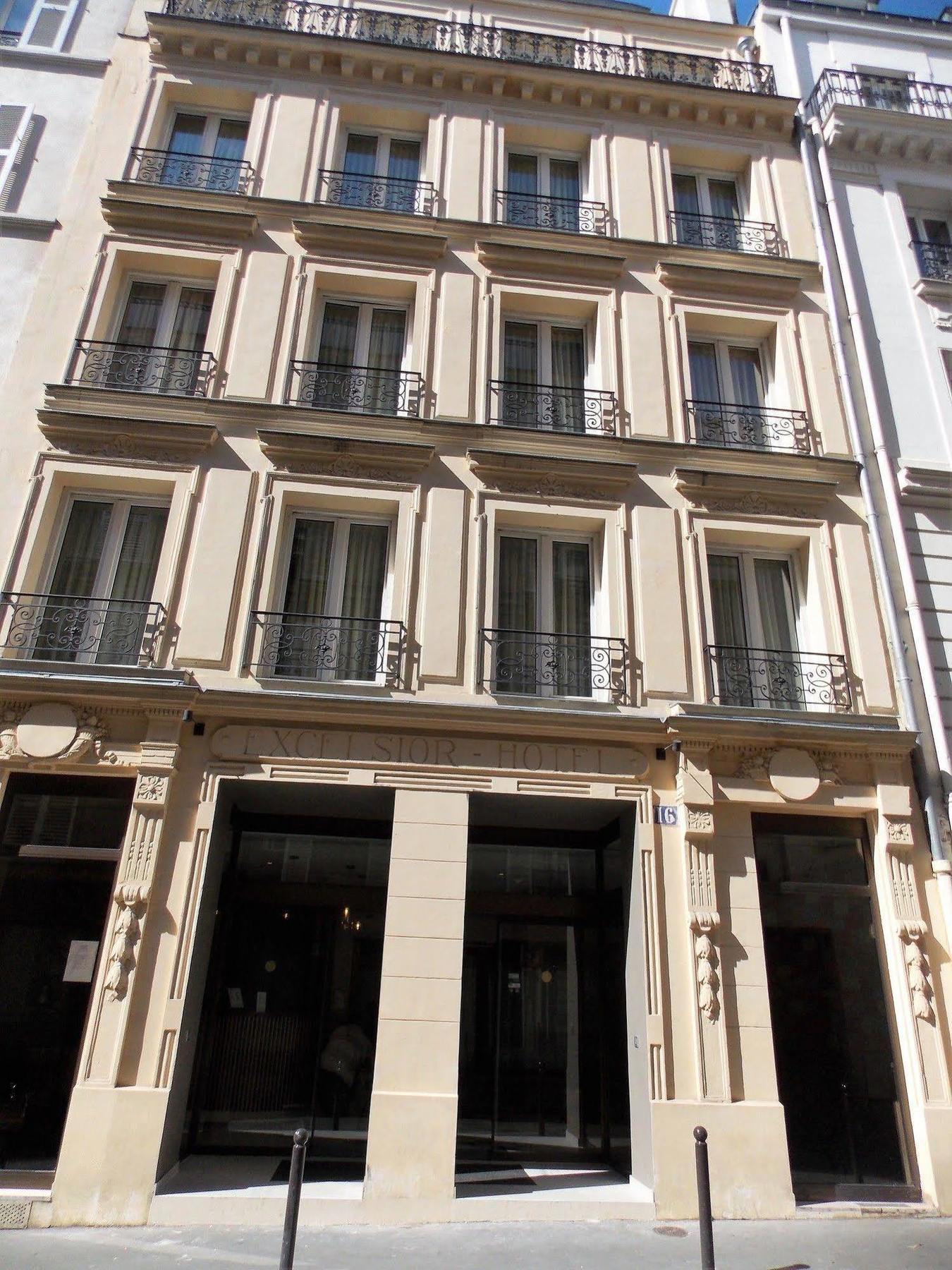 Excelsior Batignolles Hotel 3*